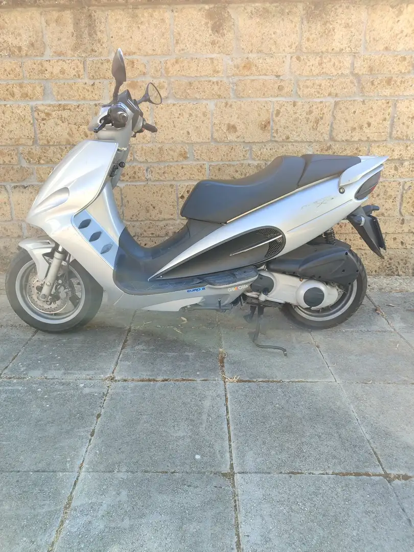 Malaguti Phantom F12 Max 250 Argento - 2