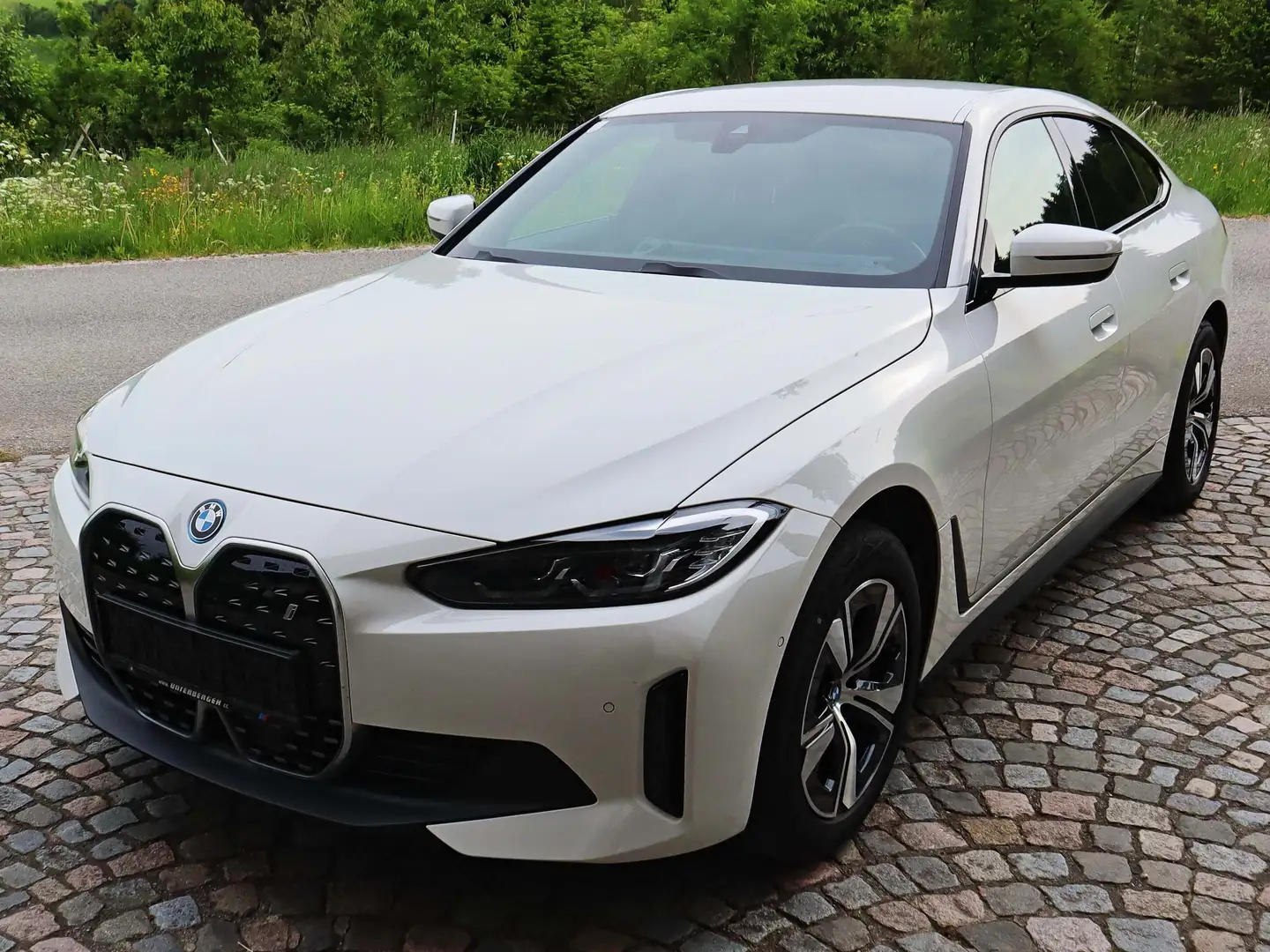 BMW i4 eDrive35 Gran Coupe Head-up-Display, AHK, ACC Weiß - 1