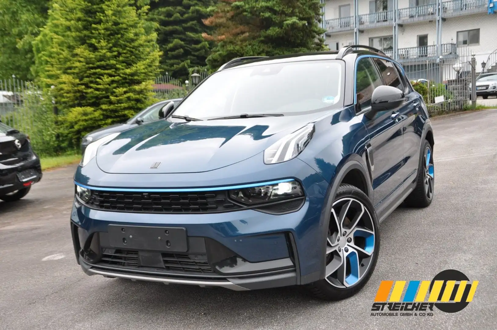 Другие 01 1.5 TD PHEV 192 kW *Navi*Pano*LED*20" LMR* Синий - 1