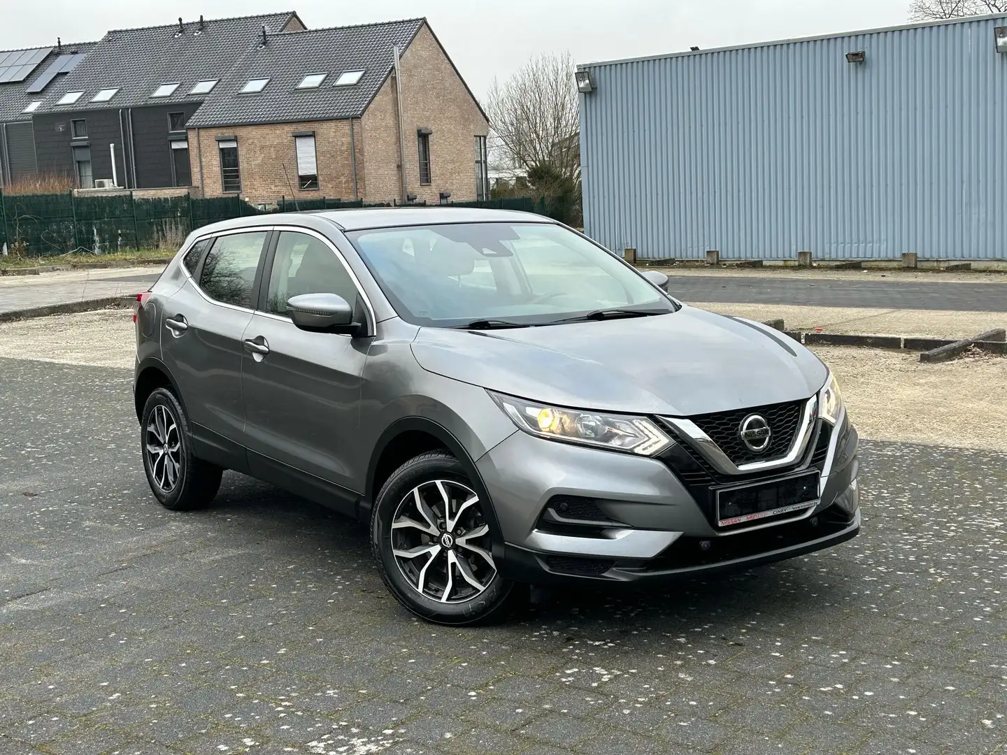 Nissan Qashqai 1.5 dCi 115 *Euro6b* Edition* impeccable* - 1
