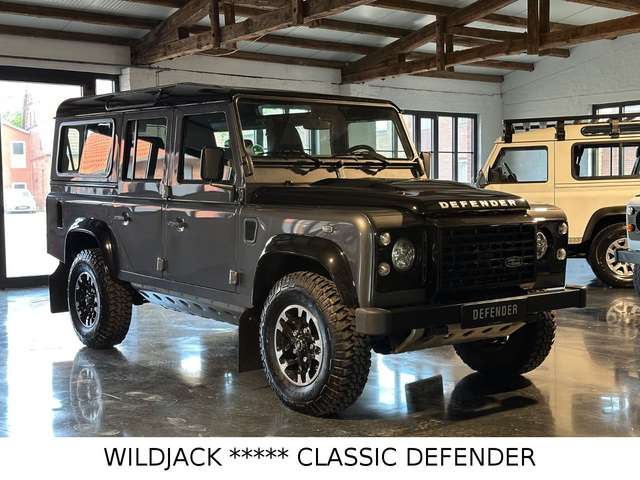 Imagine Land Rover Defender 110 Td4 ADVENTURE  *EDITION*