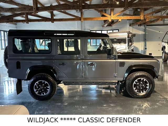 Land Rover Defender 110 Td4 ADVENTURE  *EDITION*