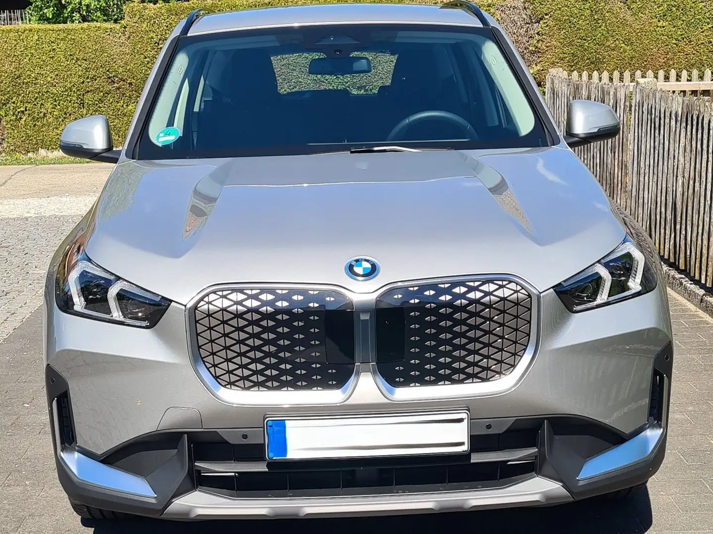 BMW iX1 iX1 eDrive20 bis 31.10. 20% auf Winterradsatz Silber - 2