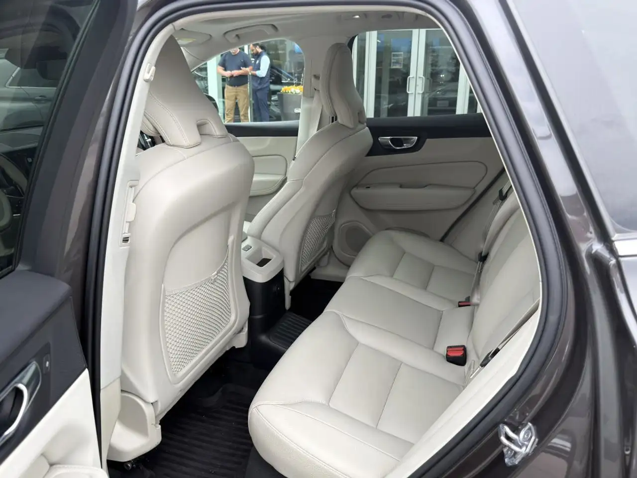 Volvo XC60 снимка Volvo XC60