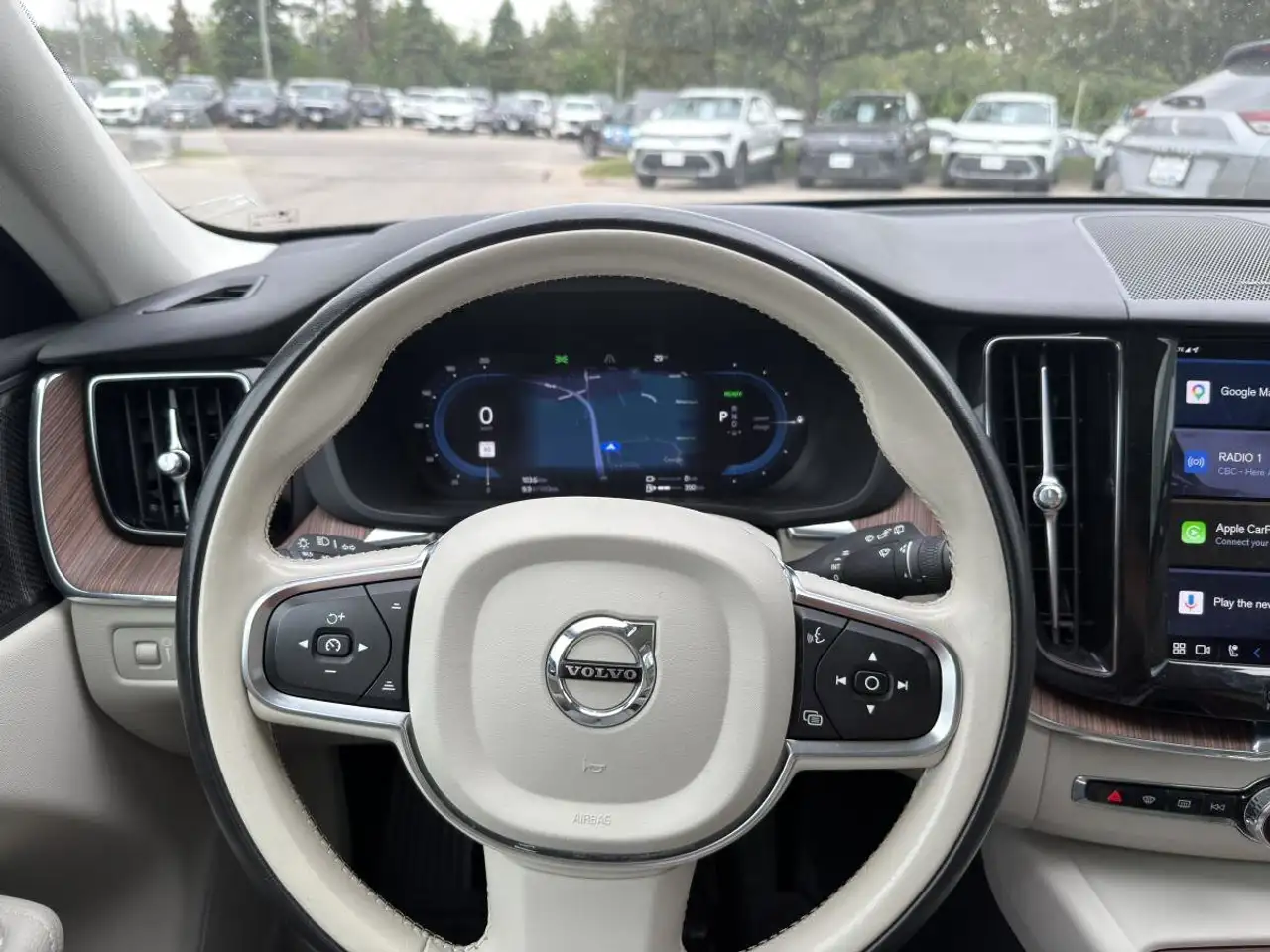 Volvo XC60 снимка Volvo XC60