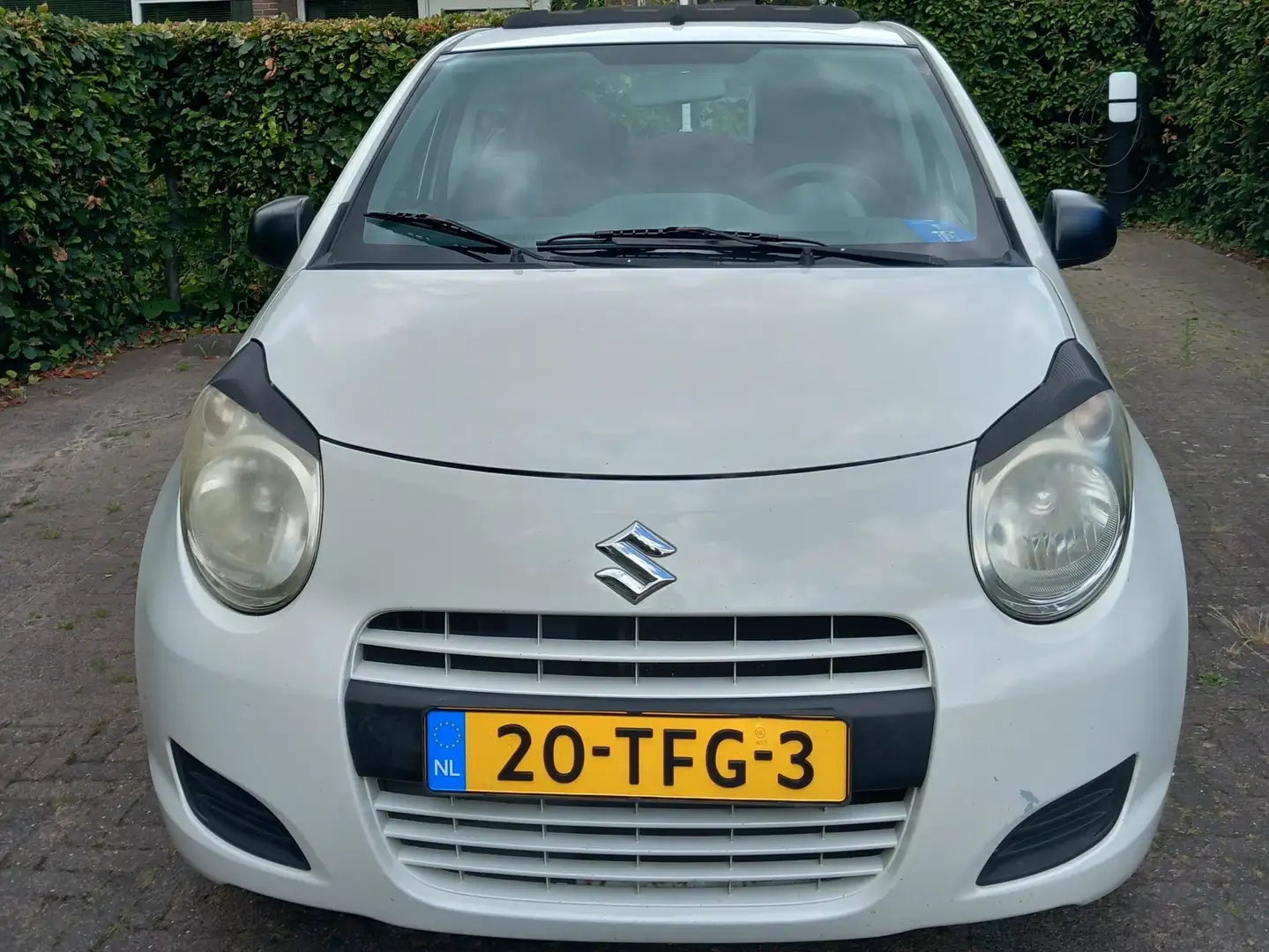 Suzuki Alto Alto 1.0 Base Bílá - 2
