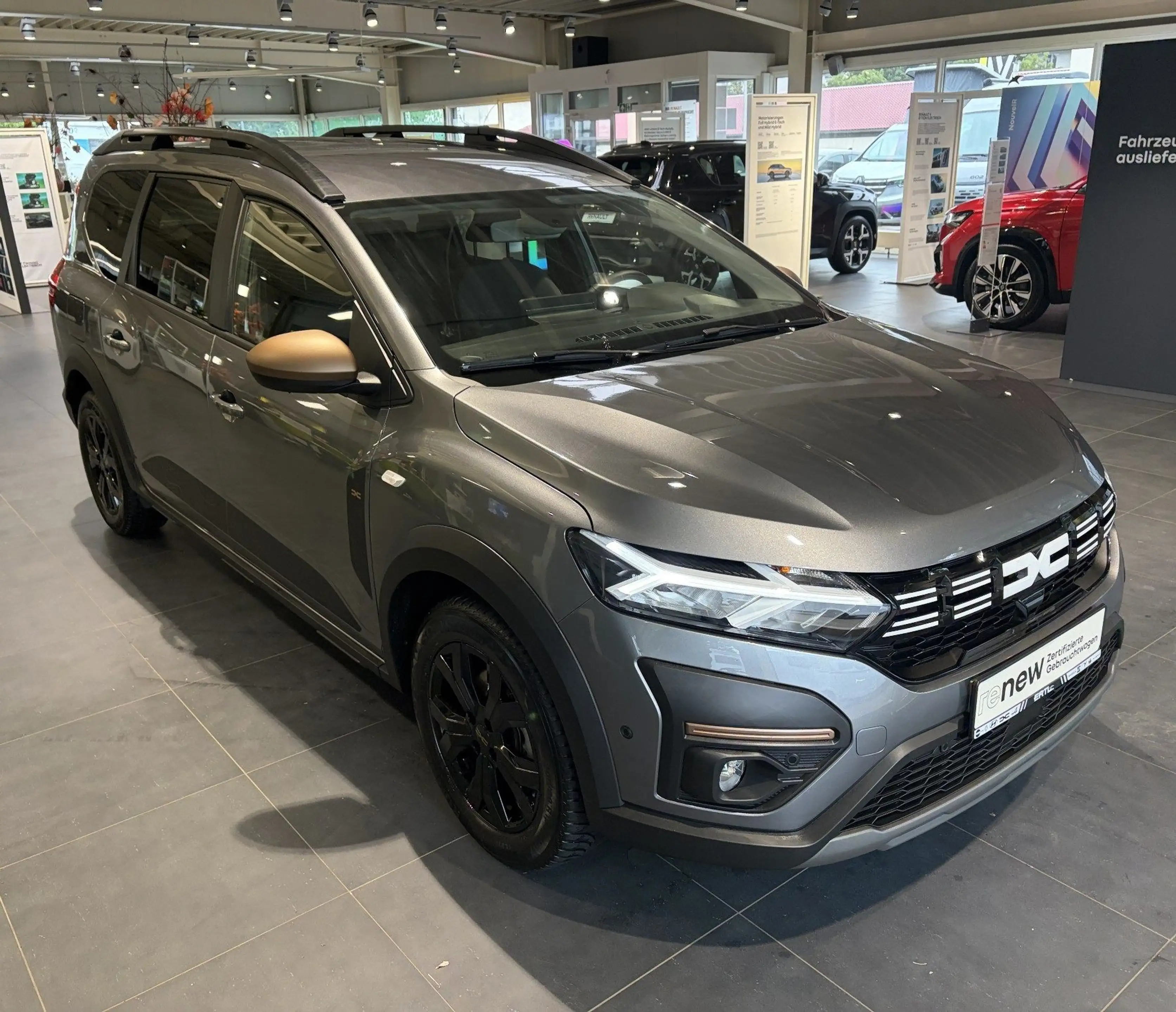 Dacia Jogger Extreme HYBRID 140 PS — photo 4