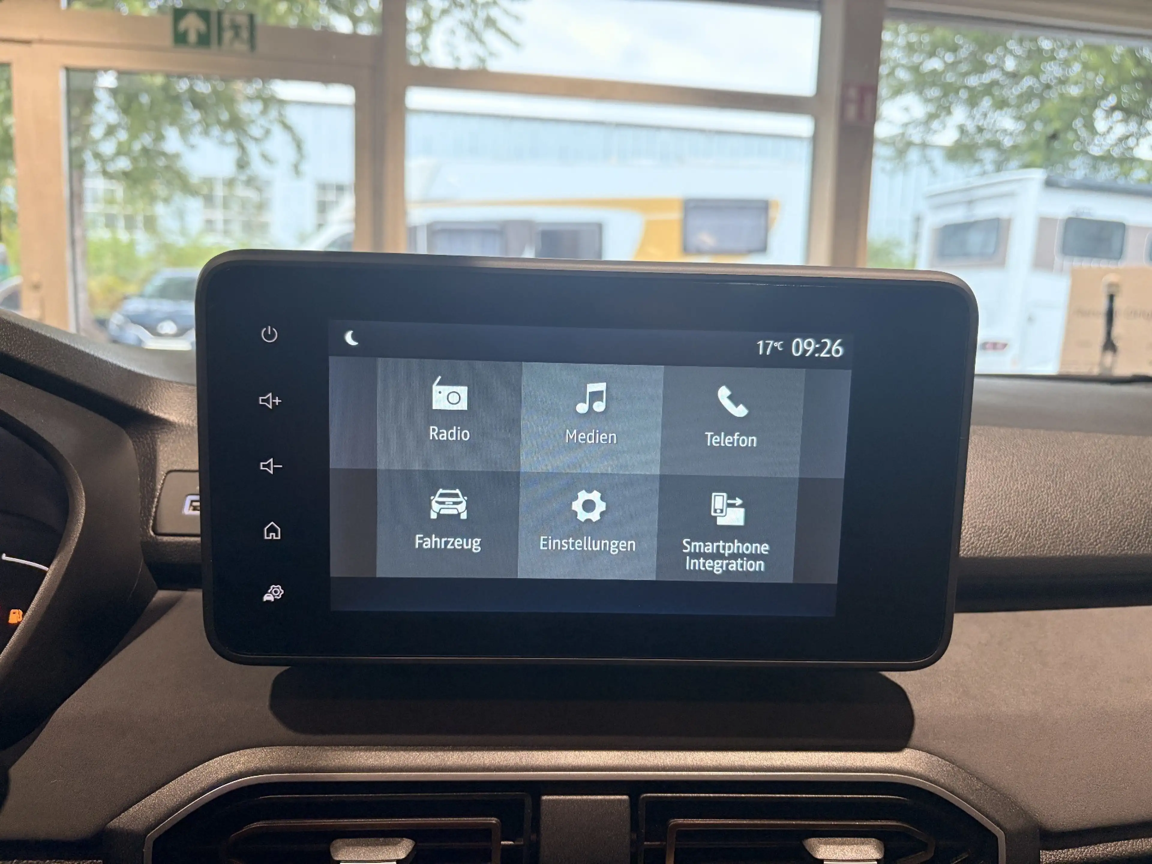 Dacia Jogger Extreme HYBRID 140 PS — photo 9