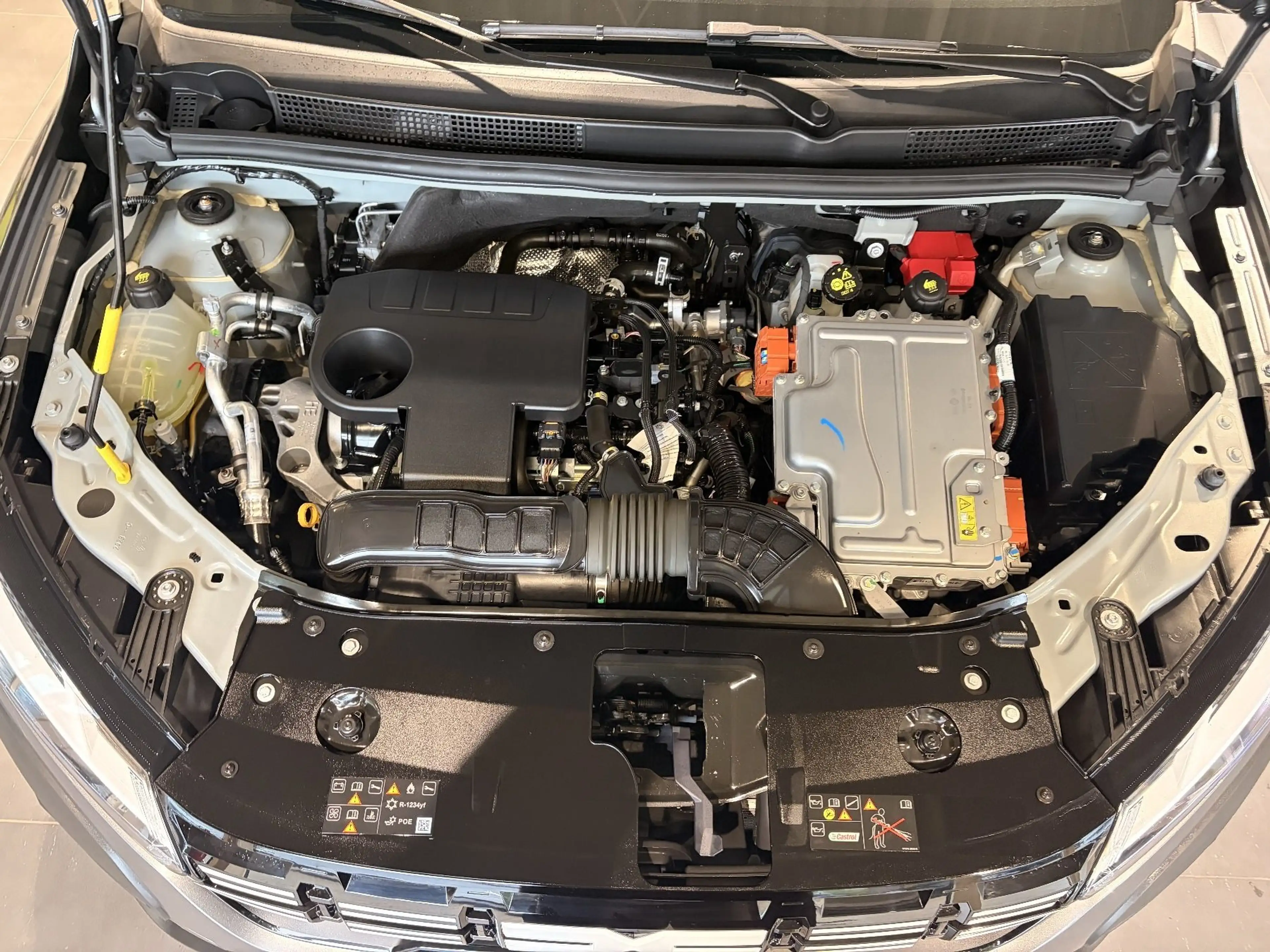 Dacia Jogger Extreme HYBRID 140 PS — photo 3
