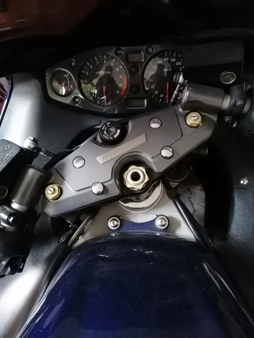 Suzuki Hayabusa 2007 Blau - 1
