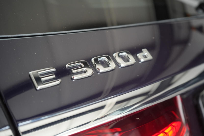 Mercedes-Benz E 300 d 4Matic T 9G-Tronic Avantgarde STHZ/Kamer — photo 7