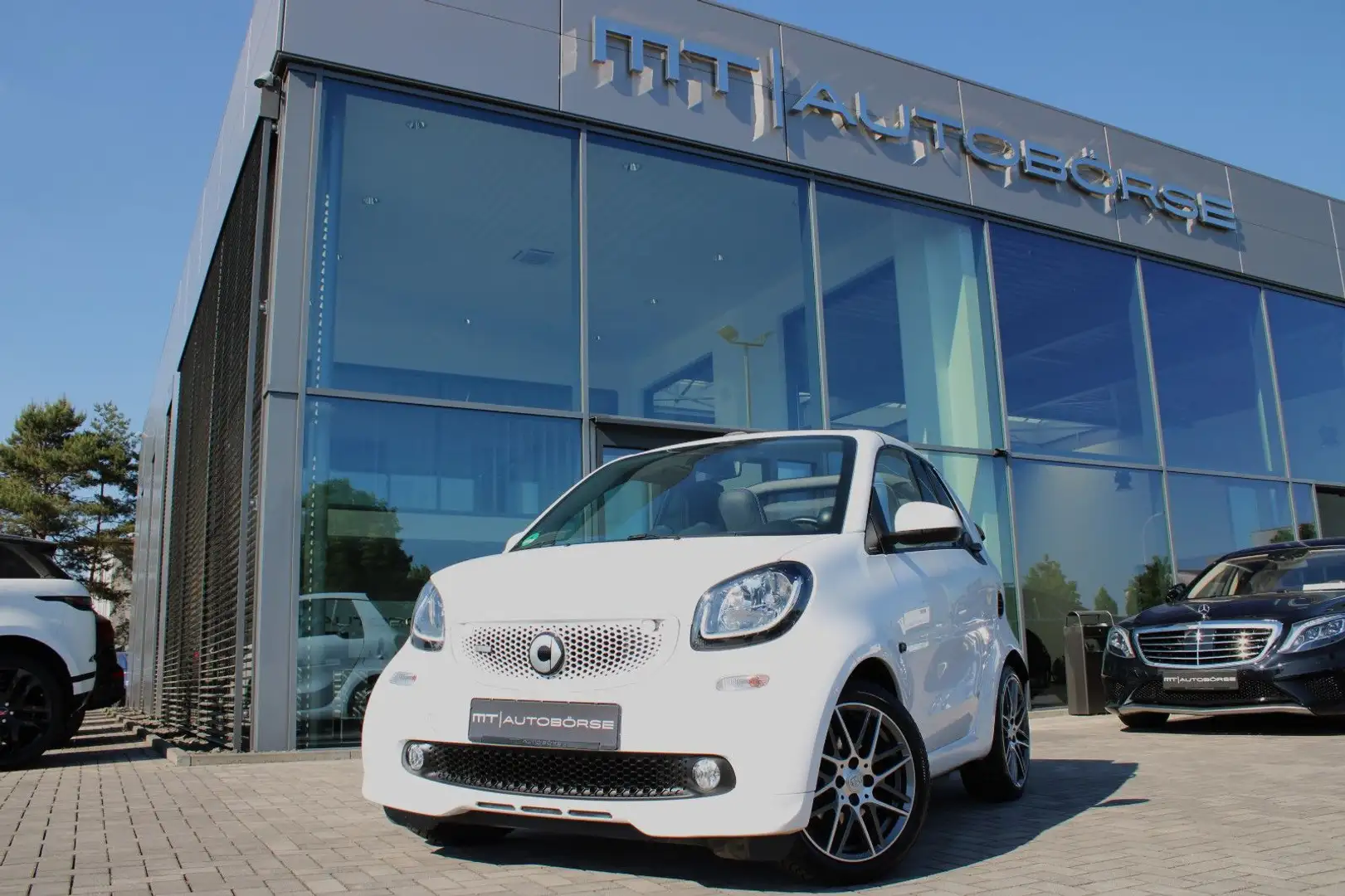 smart forTwo FORTWO CABRIO *BRABUS 80KW ORIGINAL* XCLUSIVE! Blanc - 1