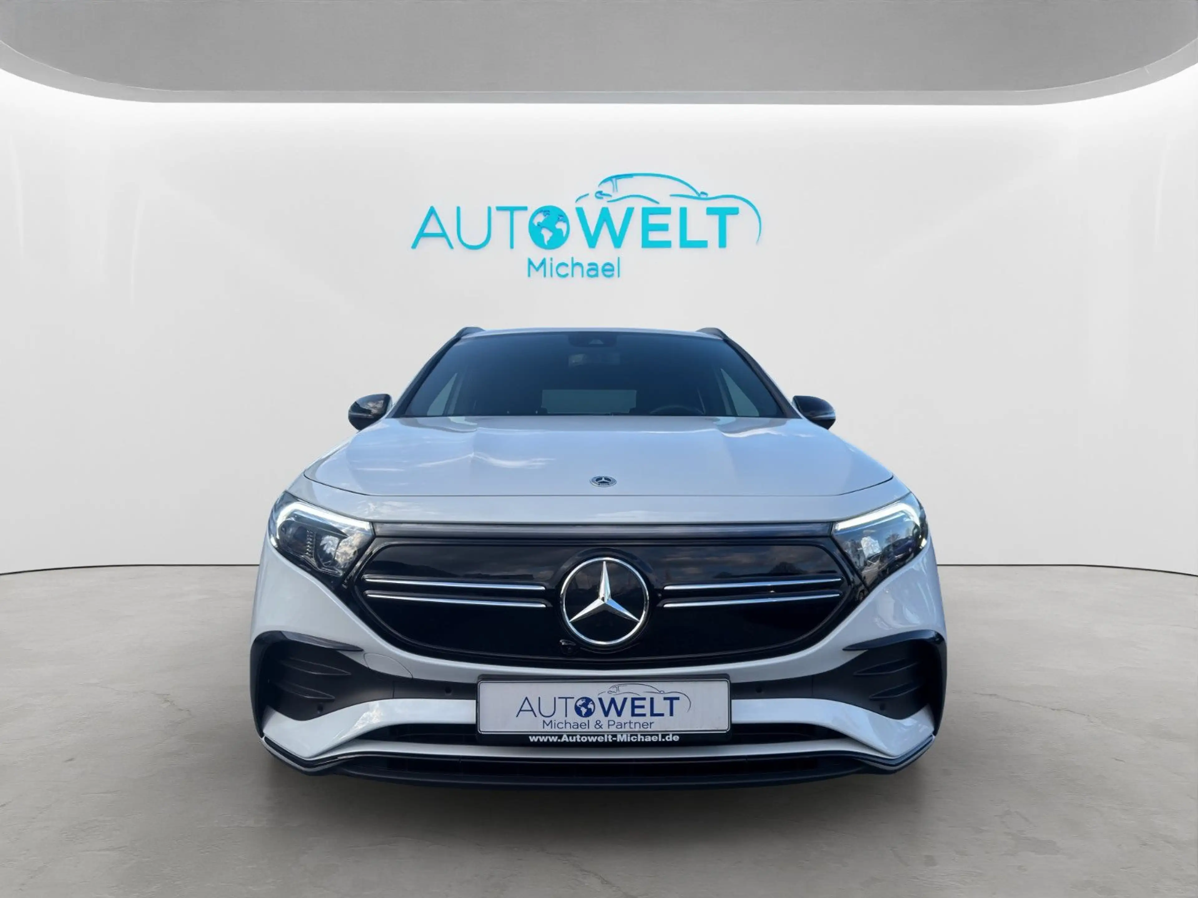 Mercedes-Benz EQA 350 4Matic AMG 360° SITZH LED APP DAB TÜVNEU — photo 2
