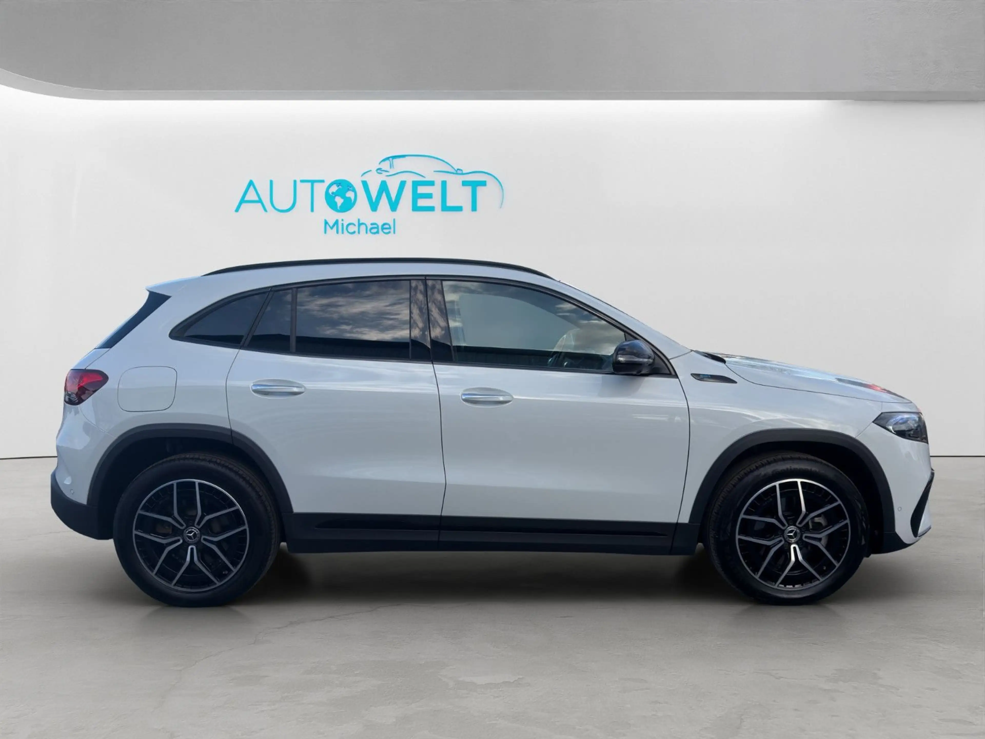 Mercedes-Benz EQA 350 4Matic AMG 360° SITZH LED APP DAB TÜVNEU — photo 4