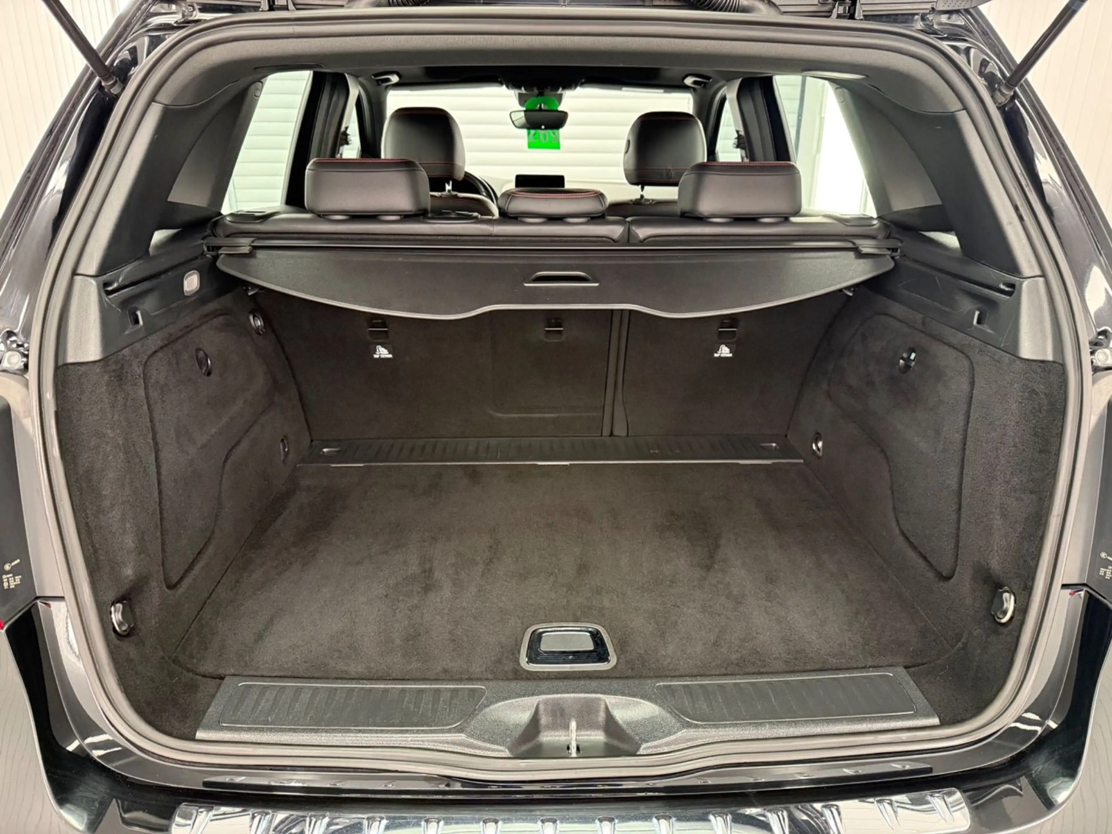 Mercedes-Benz B 220 d AUTOMATIK AMG SPORTPAKET PANORAMA — photo 14