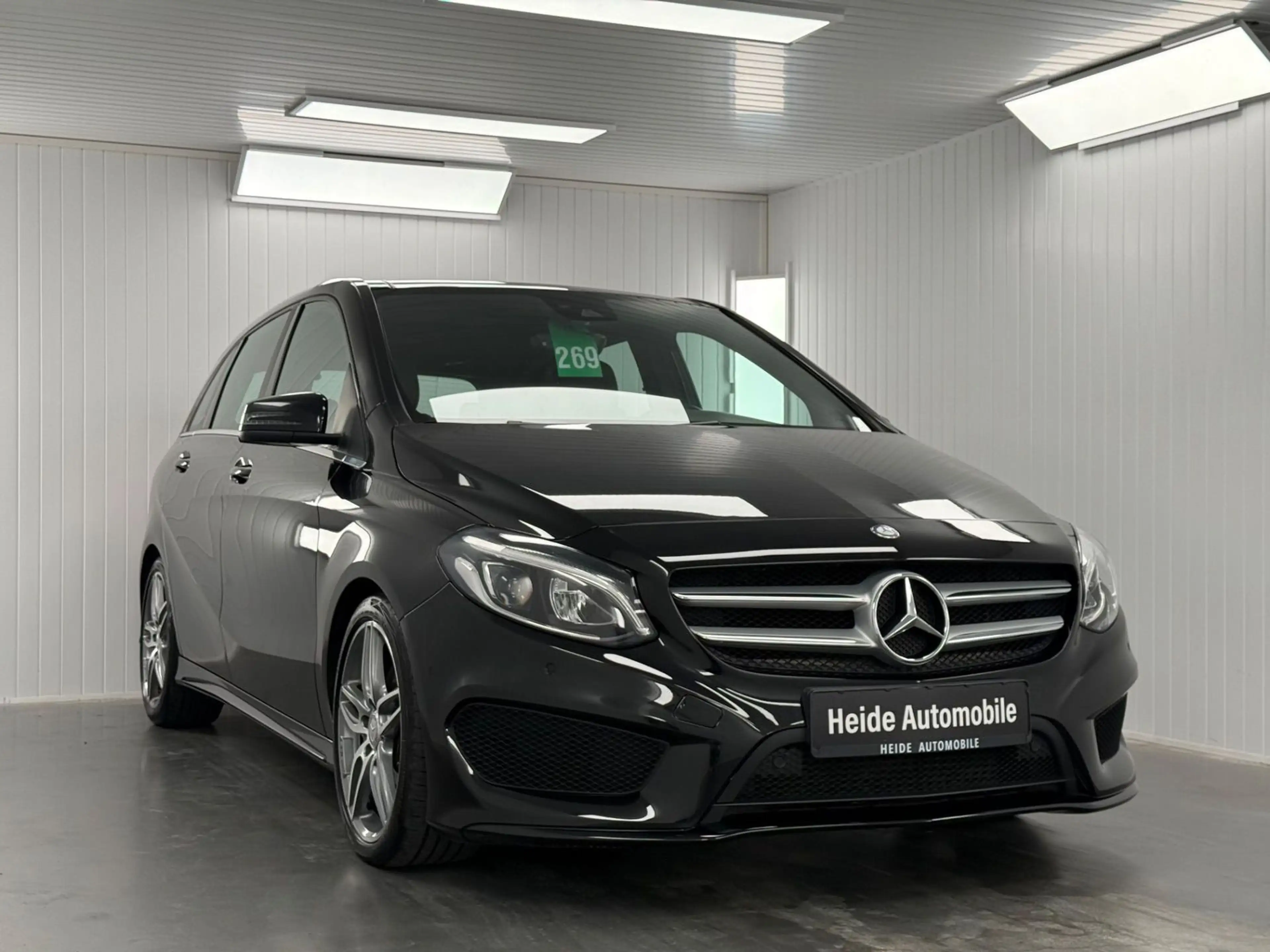 Mercedes-Benz B 220 d AUTOMATIK AMG SPORTPAKET PANORAMA — photo 5