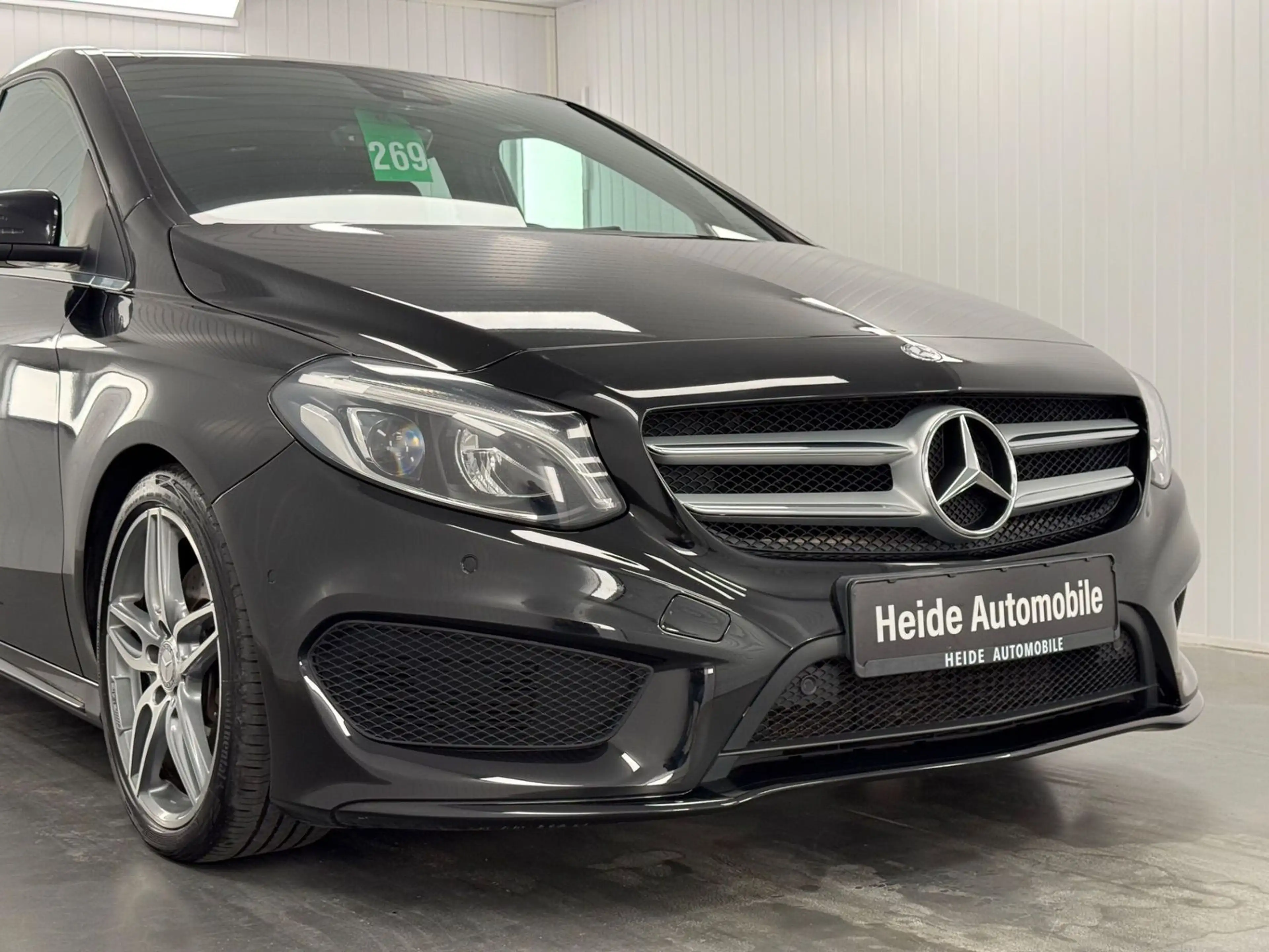 Mercedes-Benz B 220 d AUTOMATIK AMG SPORTPAKET PANORAMA — photo 6