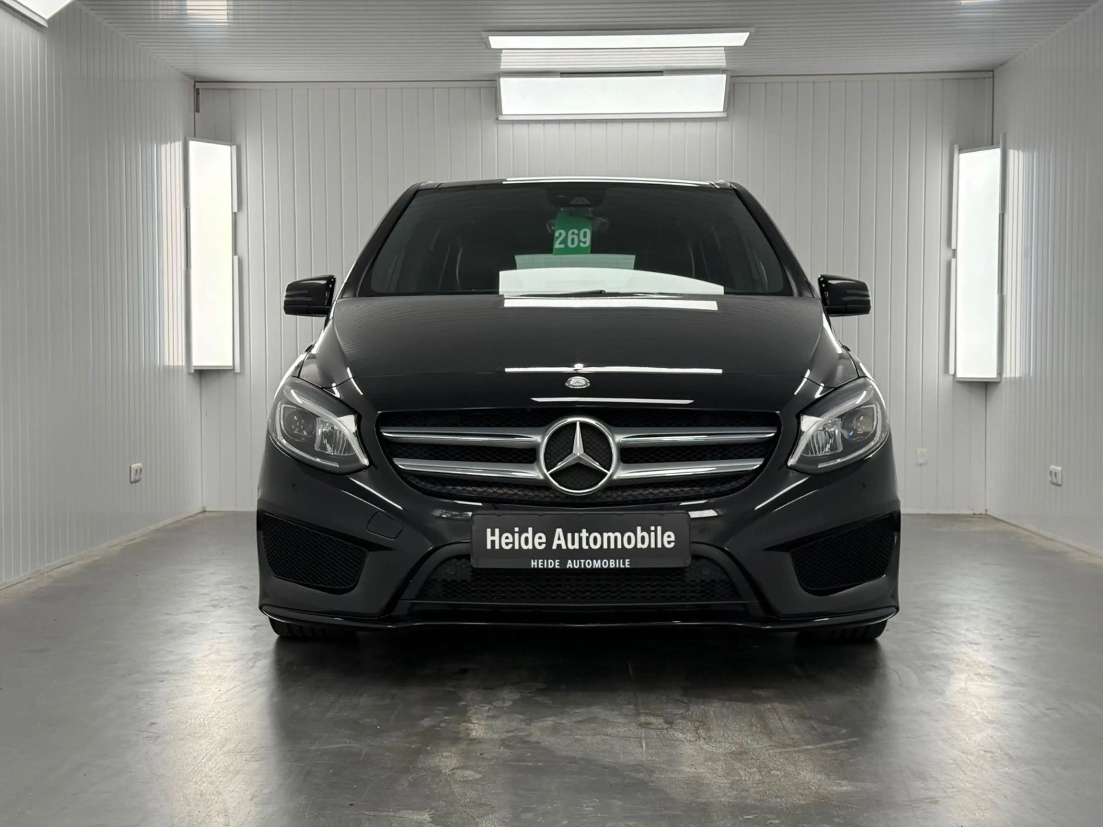 Mercedes-Benz B 220 d AUTOMATIK AMG SPORTPAKET PANORAMA — photo 4