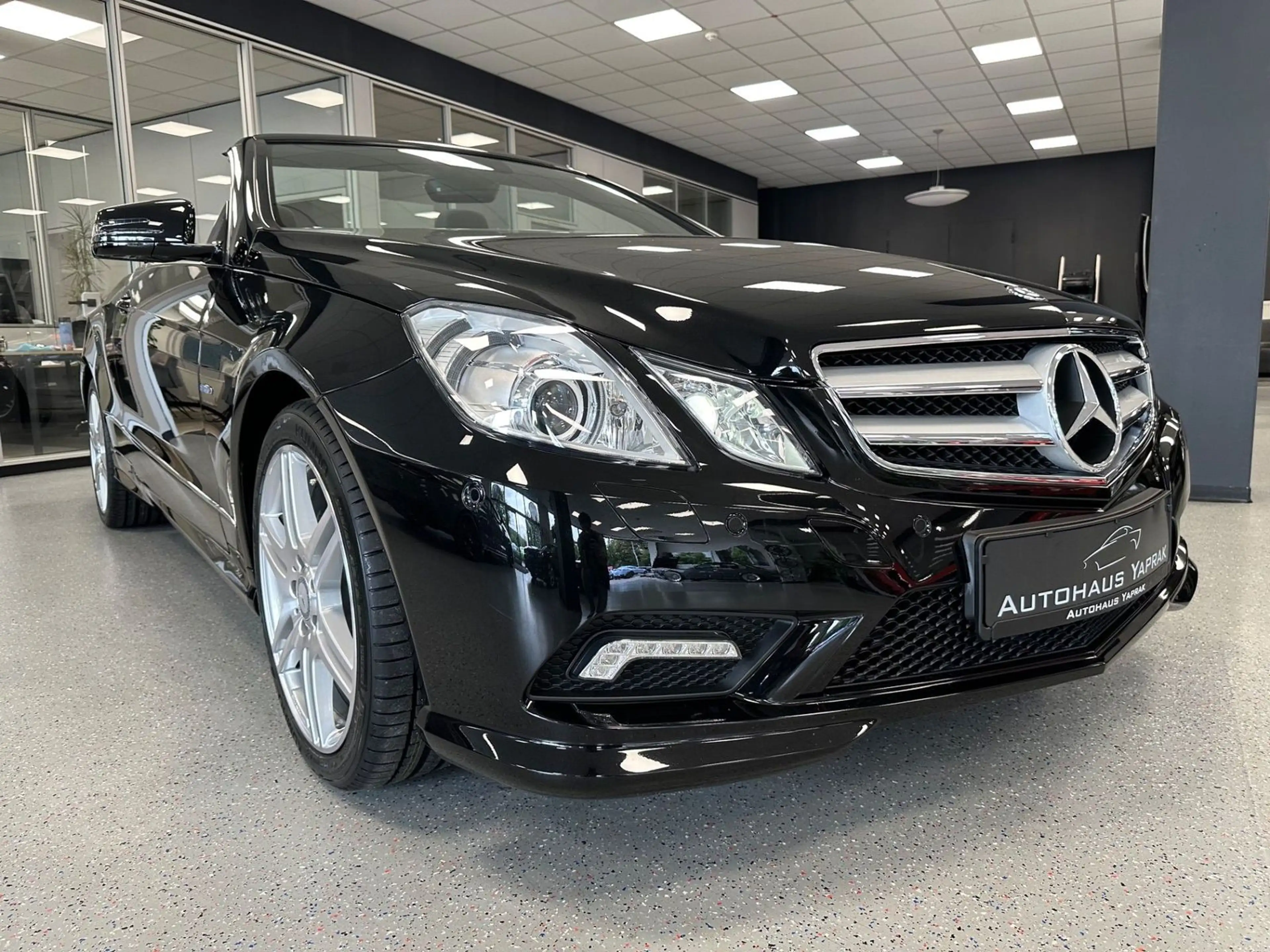 Mercedes-Benz E 350 CGI Avantgarde|AMG-Line|H/K|ILS|Airascraf — photo 6