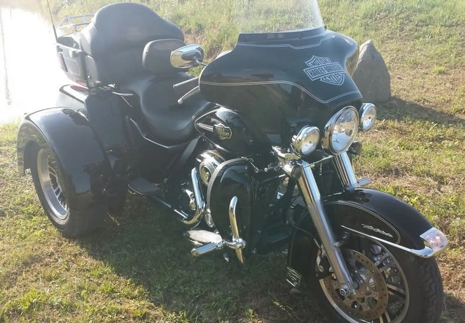Harley-Davidson Tri Glide Siyah - 1