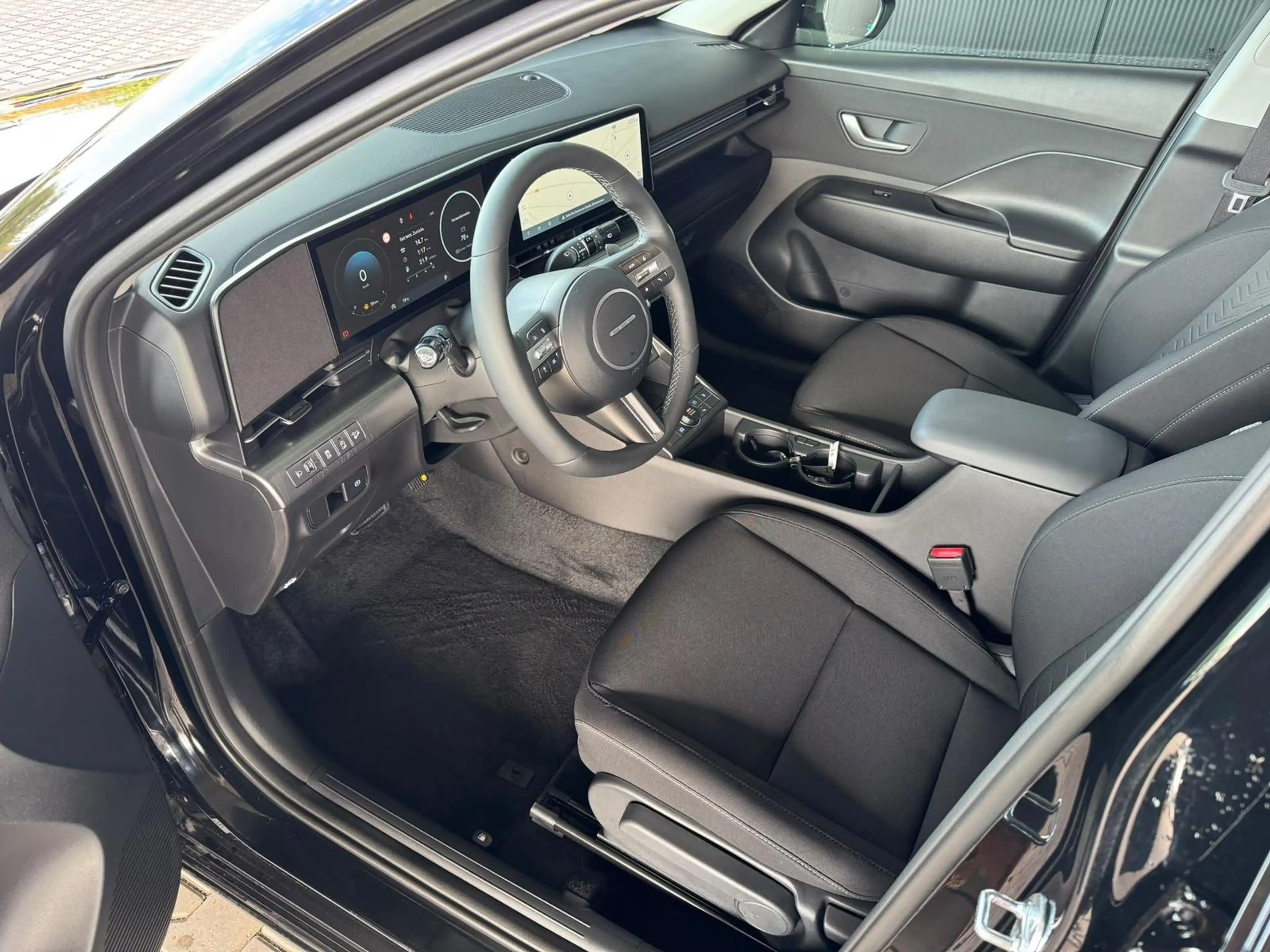 Hyundai KONA Comfort Plus 1.6 T-GDI 2WD 7-DCT / 360 Grad / PDC — photo 5