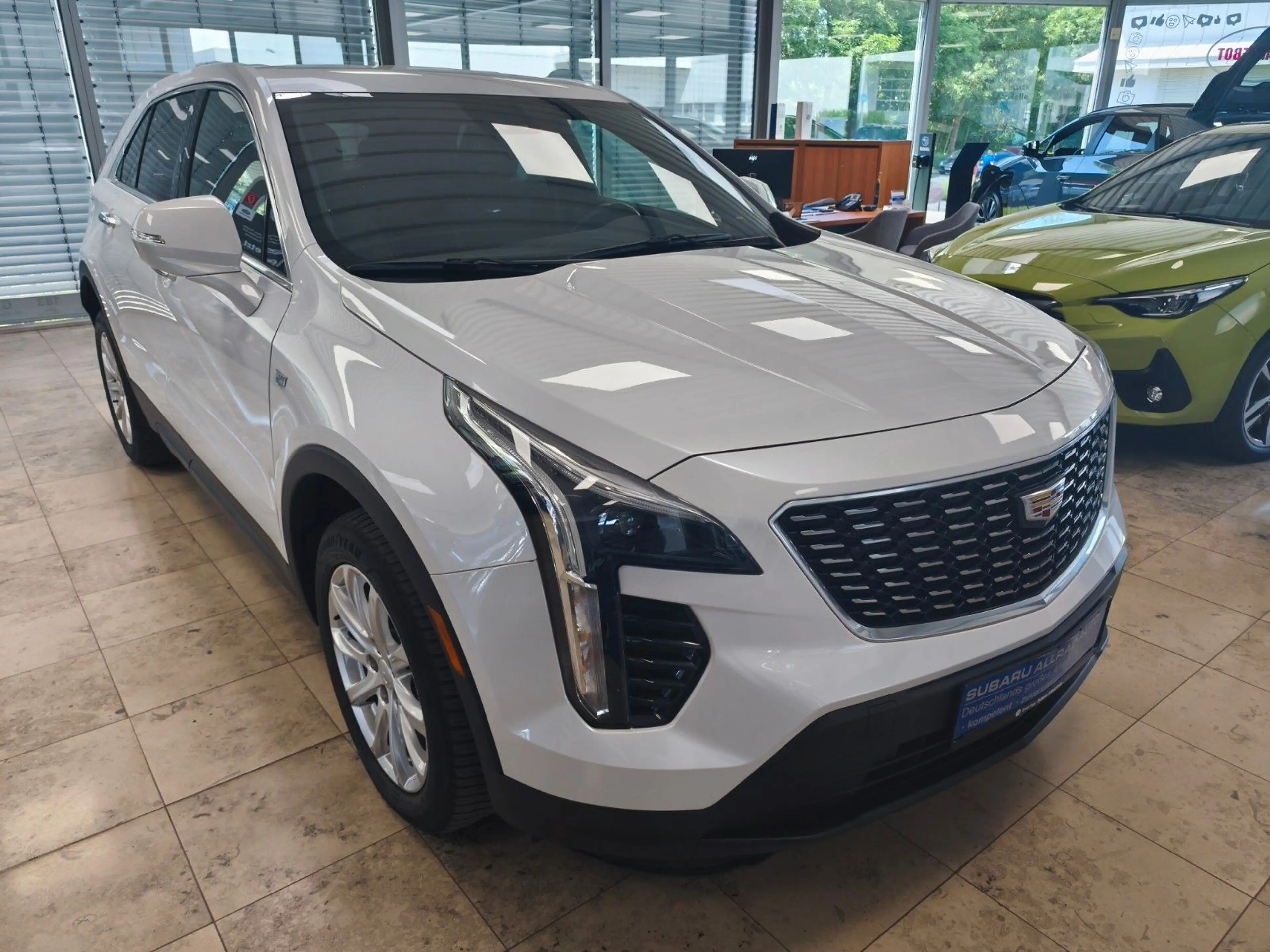 Cadillac XT4 Luxury AWD — photo 7