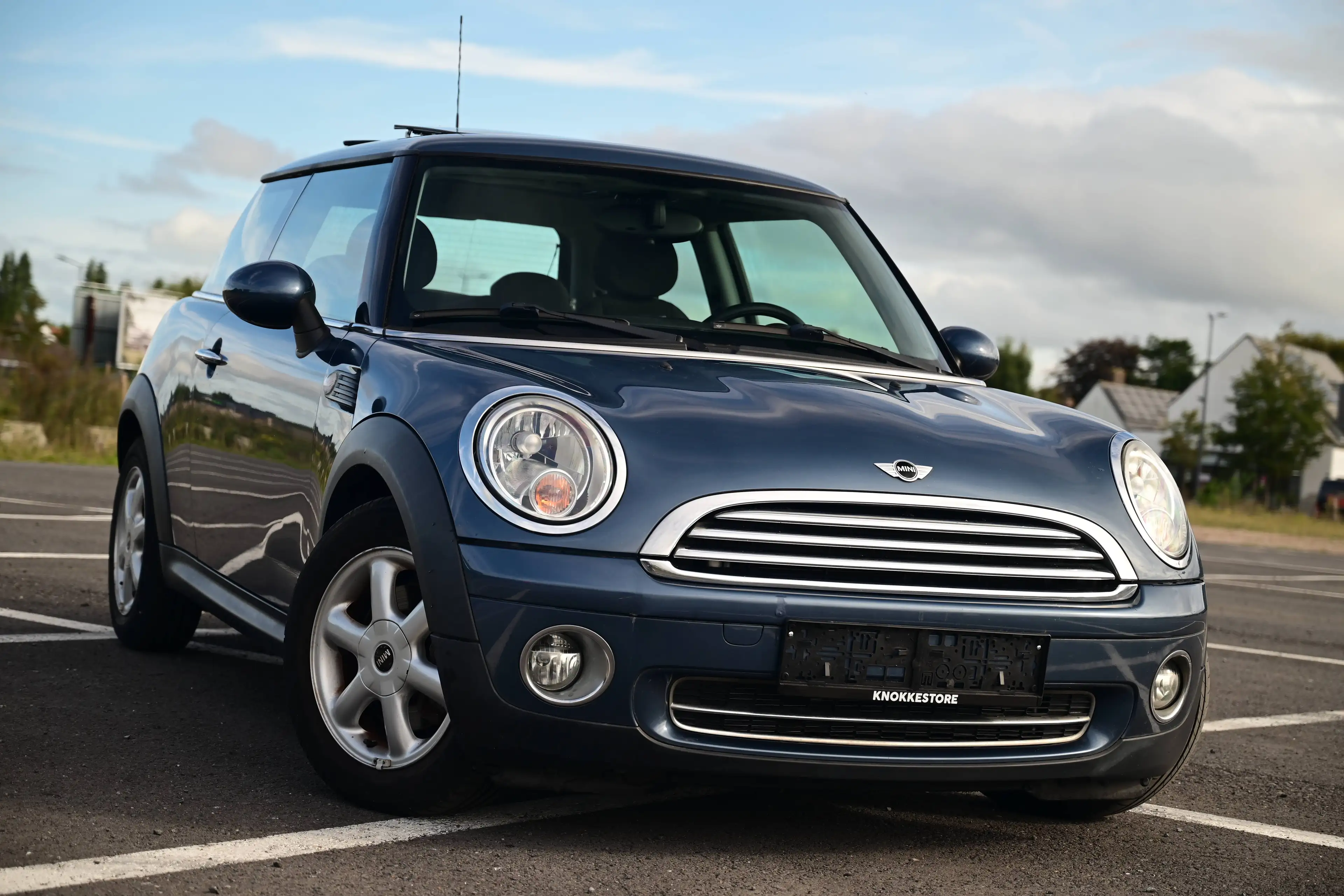 MINI One R56 / SUNROOF / AIRCO / HORIZON BLUE — photo 3