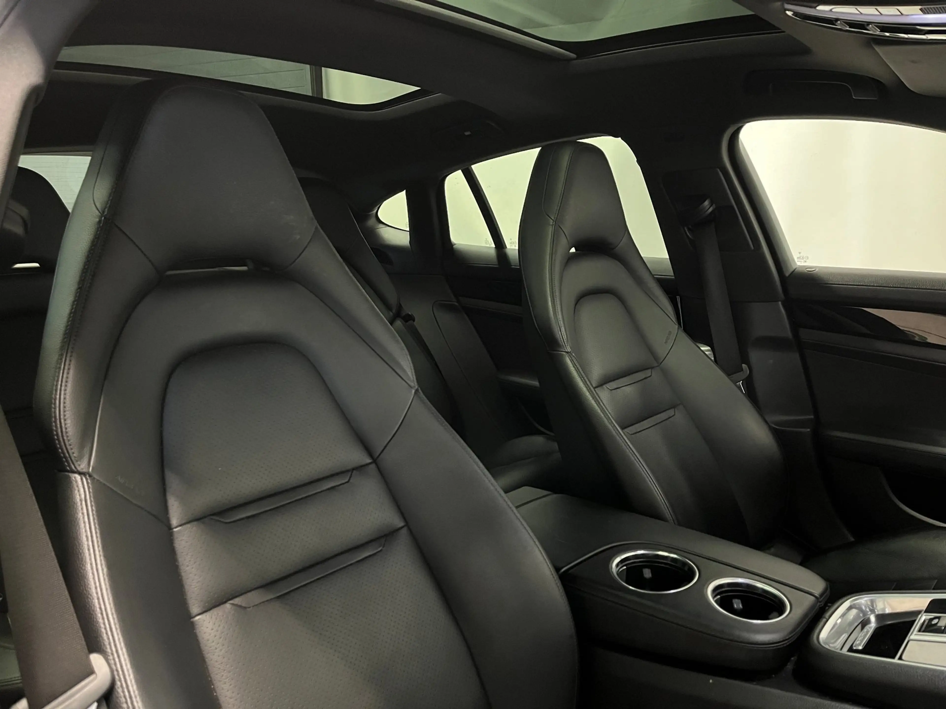 Porsche Panamera 2.9 4 E-Hybrid — photo 14