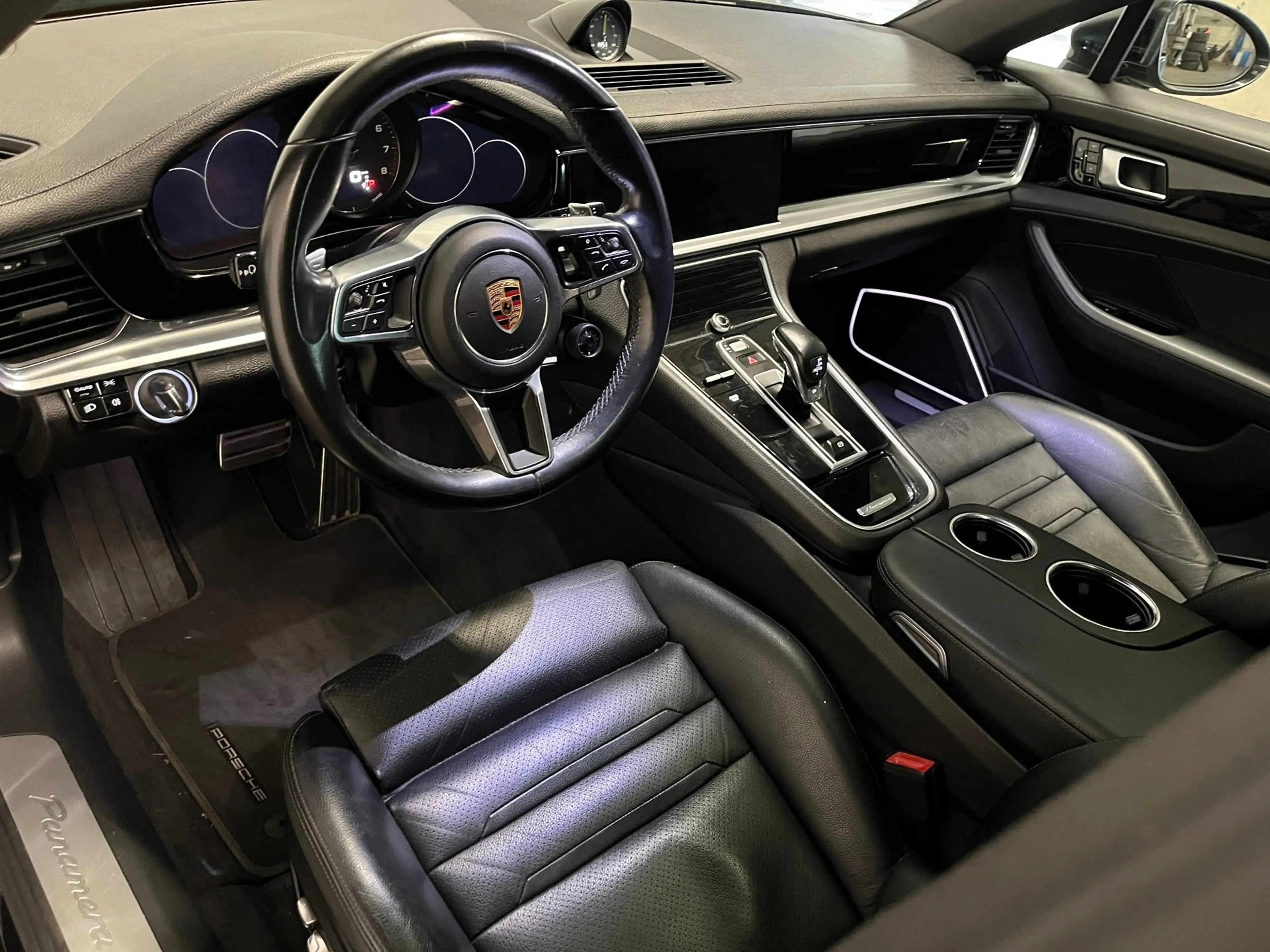 Porsche Panamera 2.9 4 E-Hybrid — photo 12
