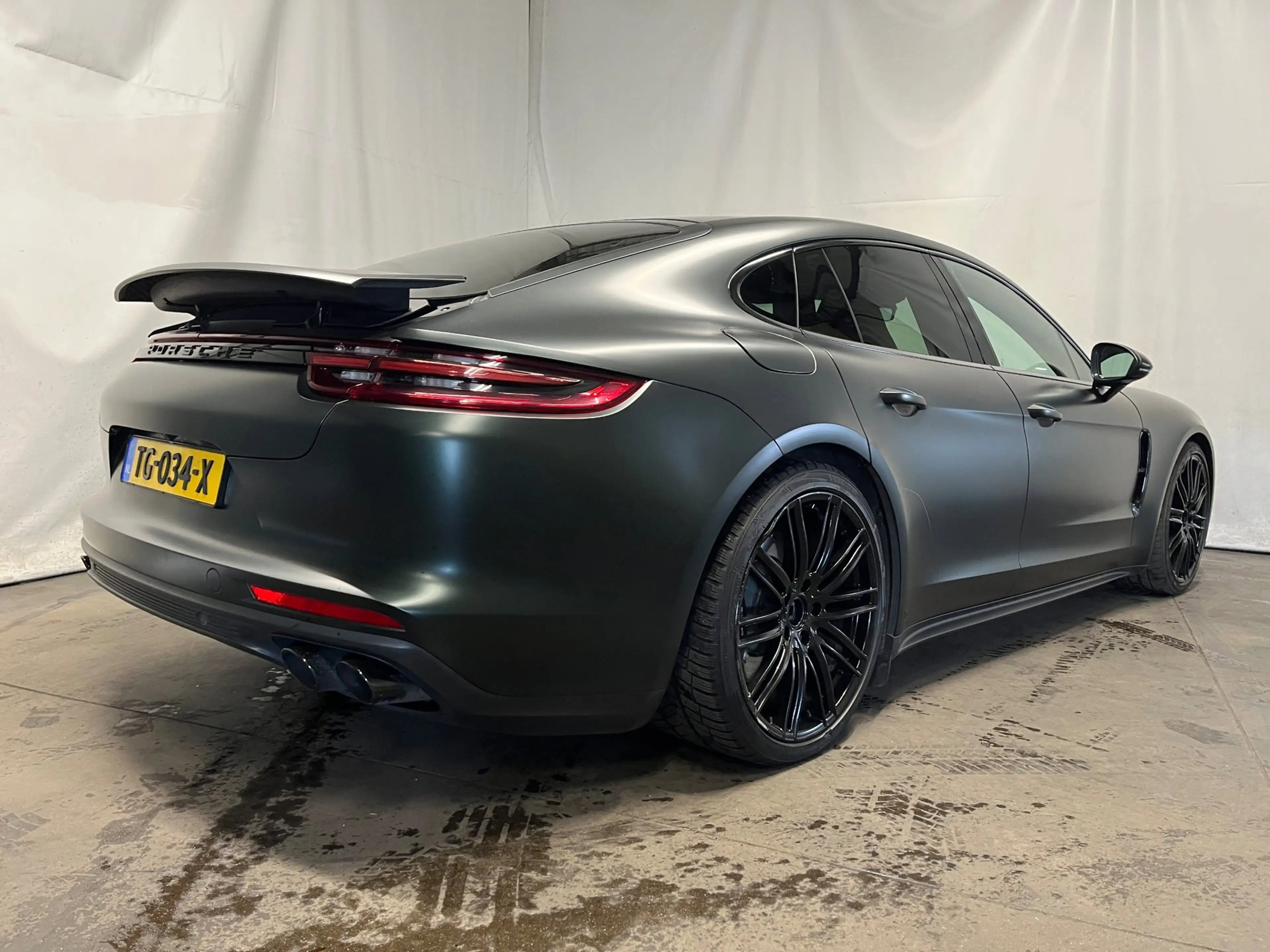 Porsche Panamera 2.9 4 E-Hybrid — photo 5