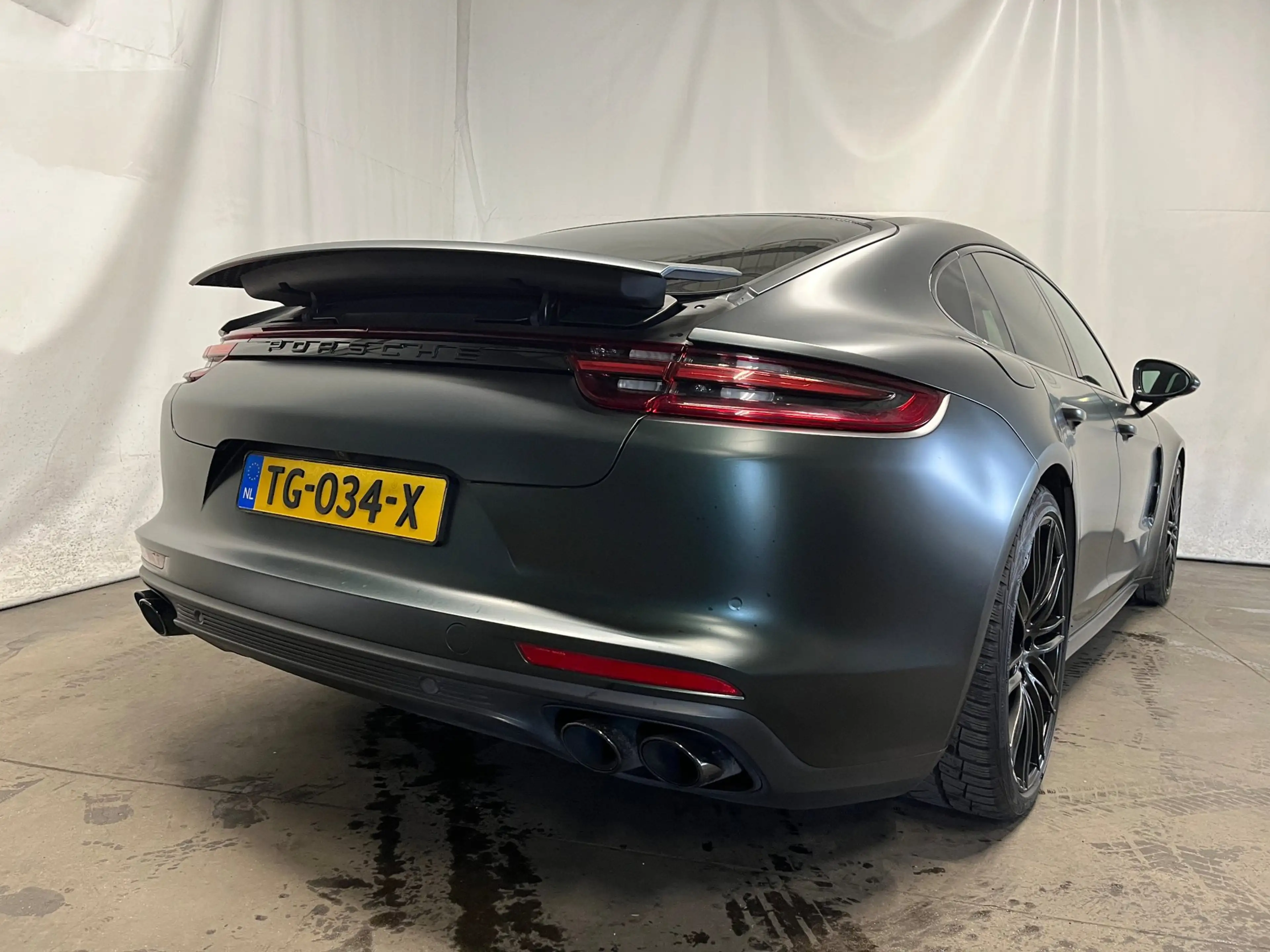 Porsche Panamera 2.9 4 E-Hybrid — photo 6