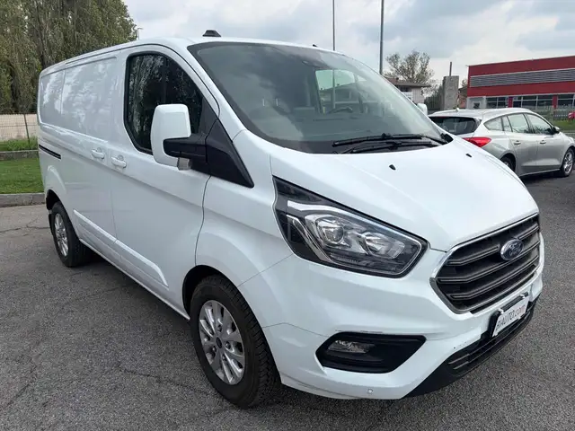 Ford Transit Custom view 7