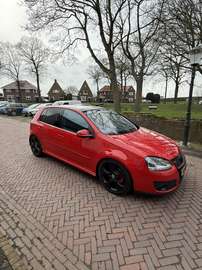 Volkswagen Golf 2.0 GTI.