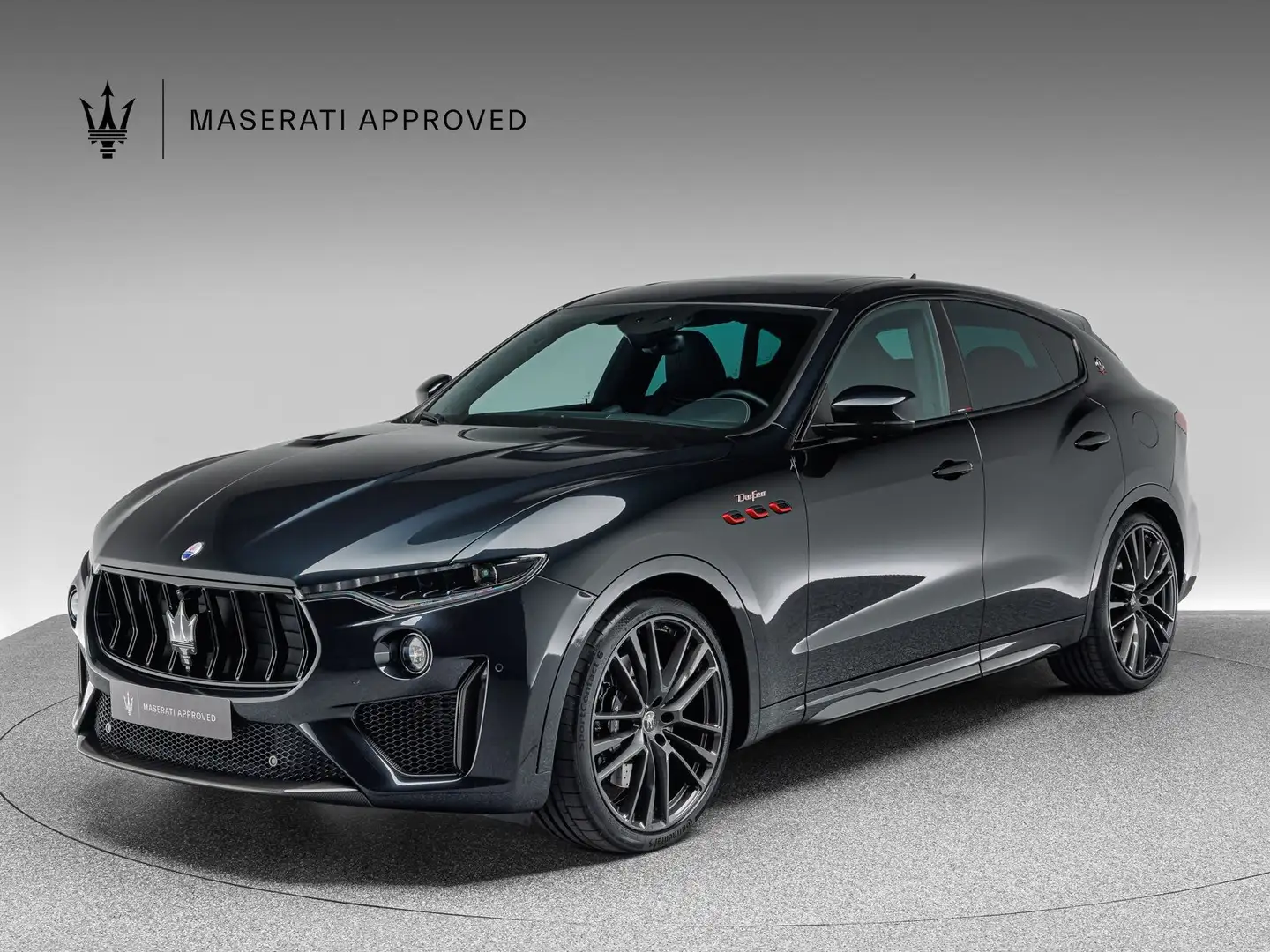 Maserati Levante Trofeo Q4 ZEGNA EDITION Schwarz - 1