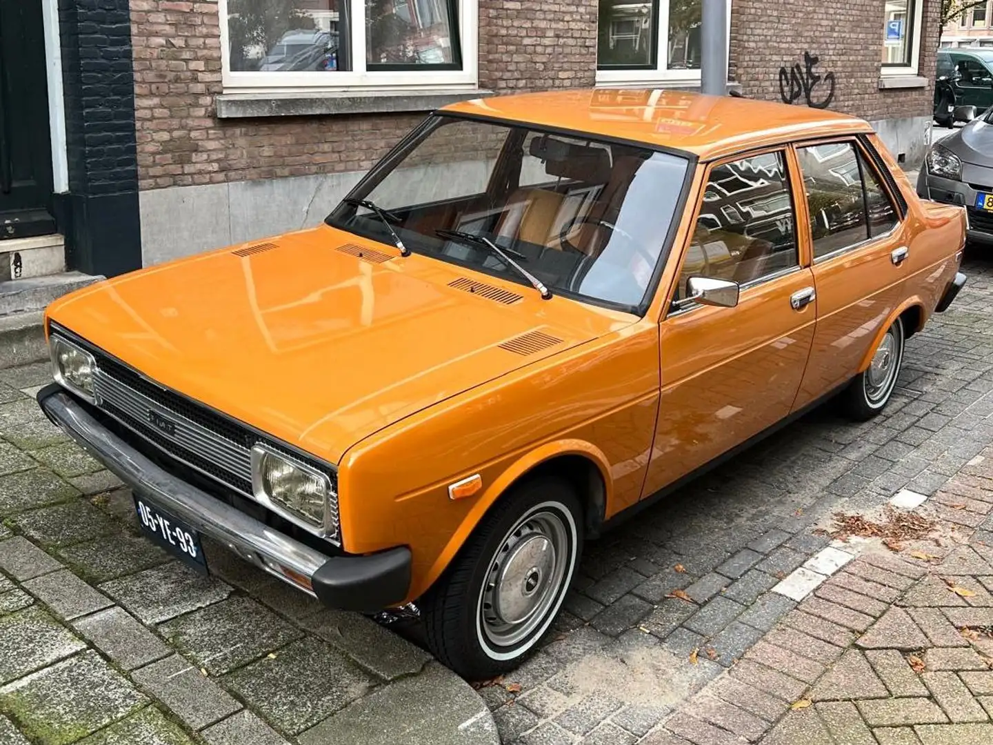 Fiat 131 131 1300 L Orange - 1