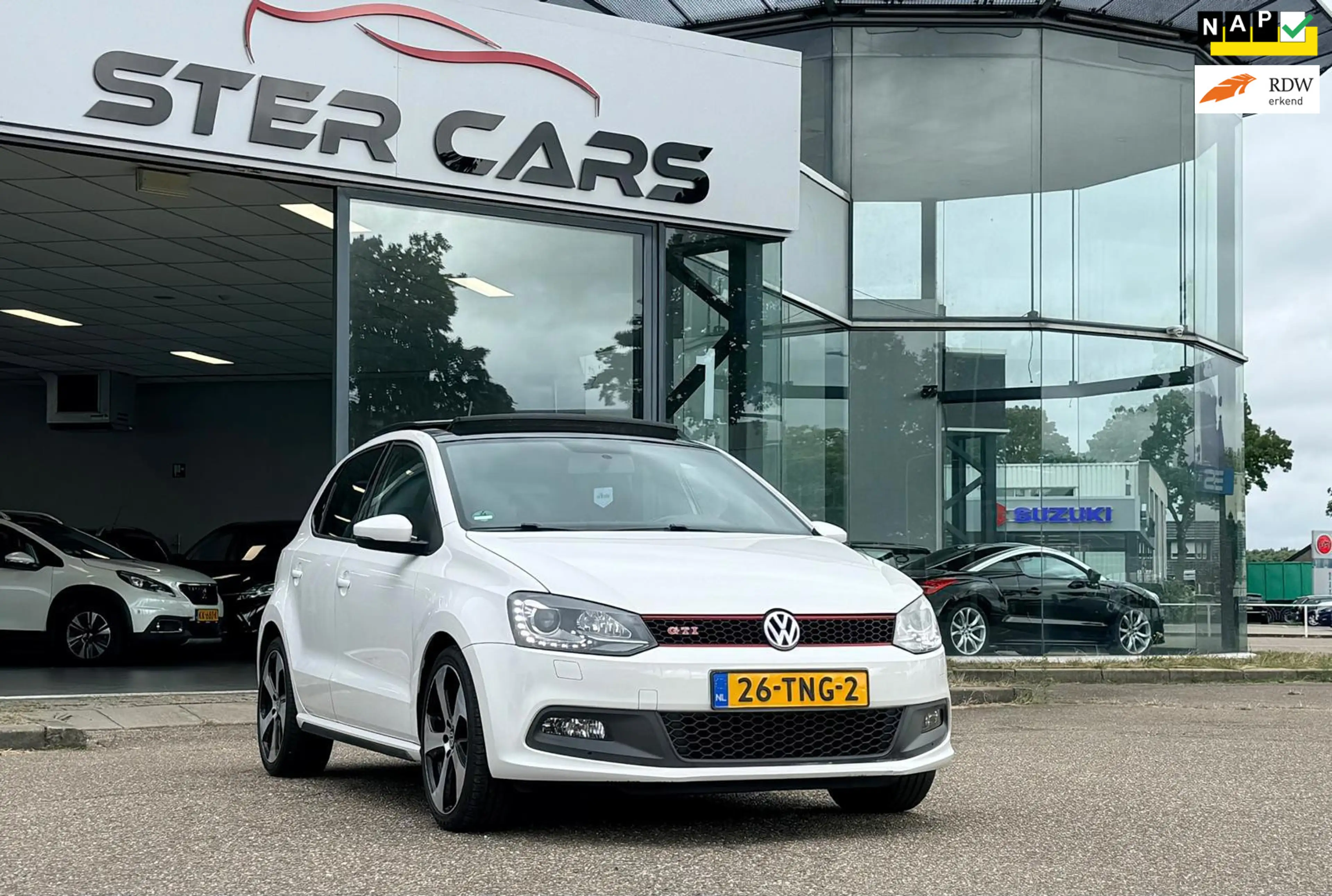 Volkswagen Polo GTI 1.4 TSI GTI|Automaat|Schuifdak|Carplay|NAP|