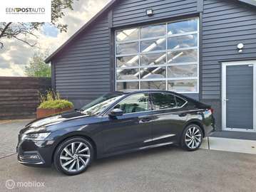1.0 TSI Business Edition Plus Full Option !! Volle