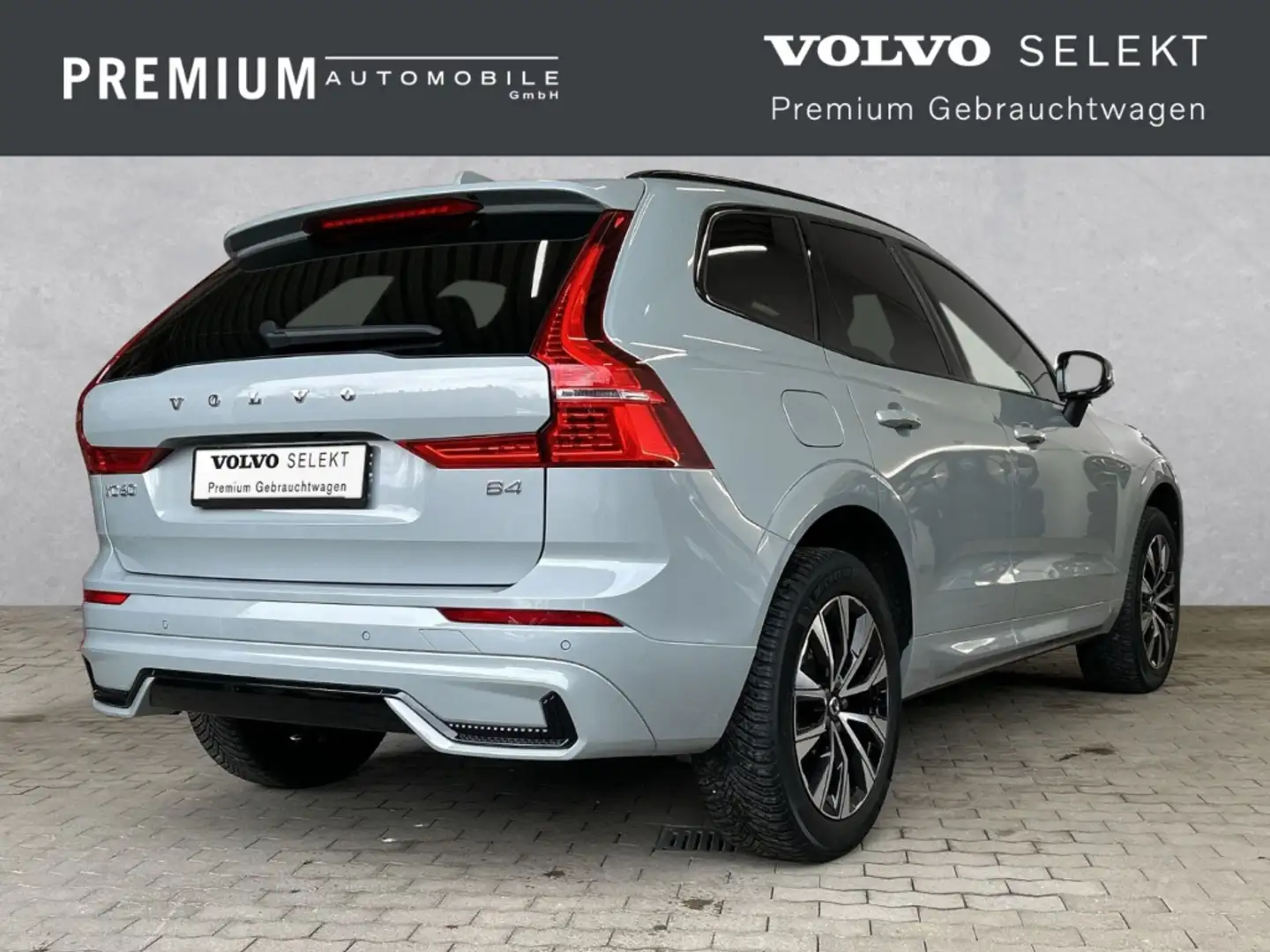 Volvo XC60 Plus Dark 2WD Harman/Kardon ACC Grau - 2