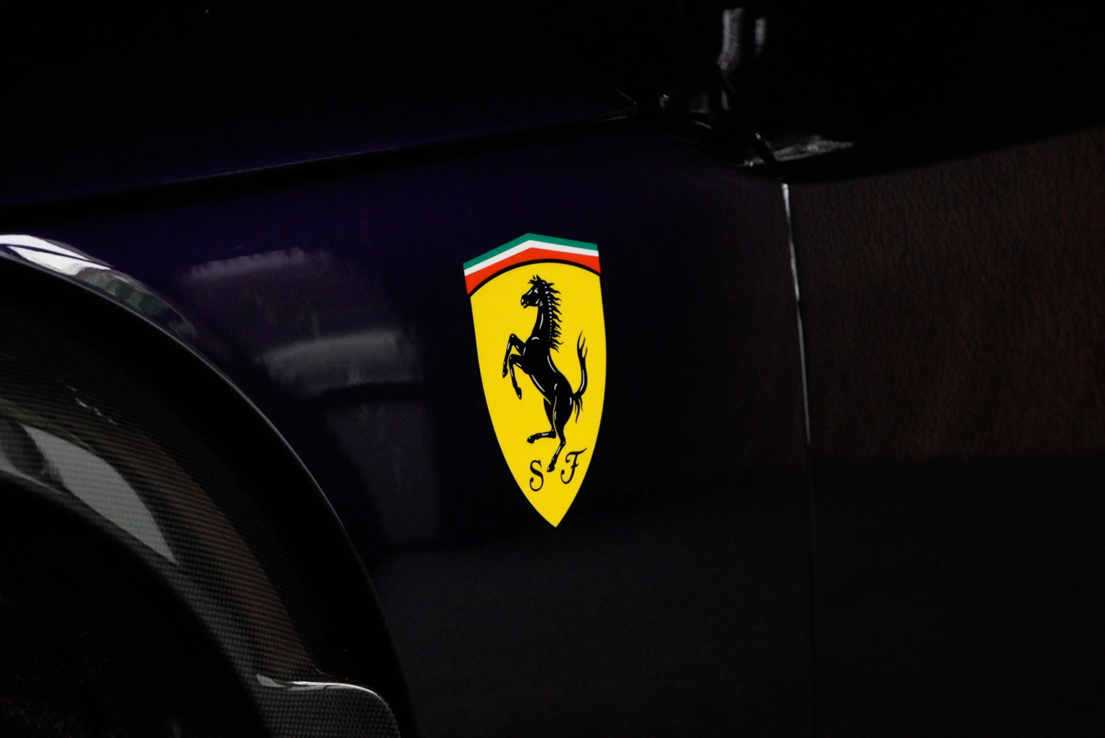 Ferrari Purosangue 6.5 V12 — photo 14