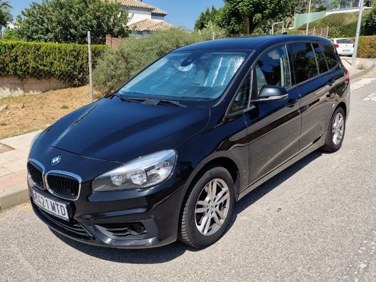 BMW 218 218dA Gran Tourer Negro - 1