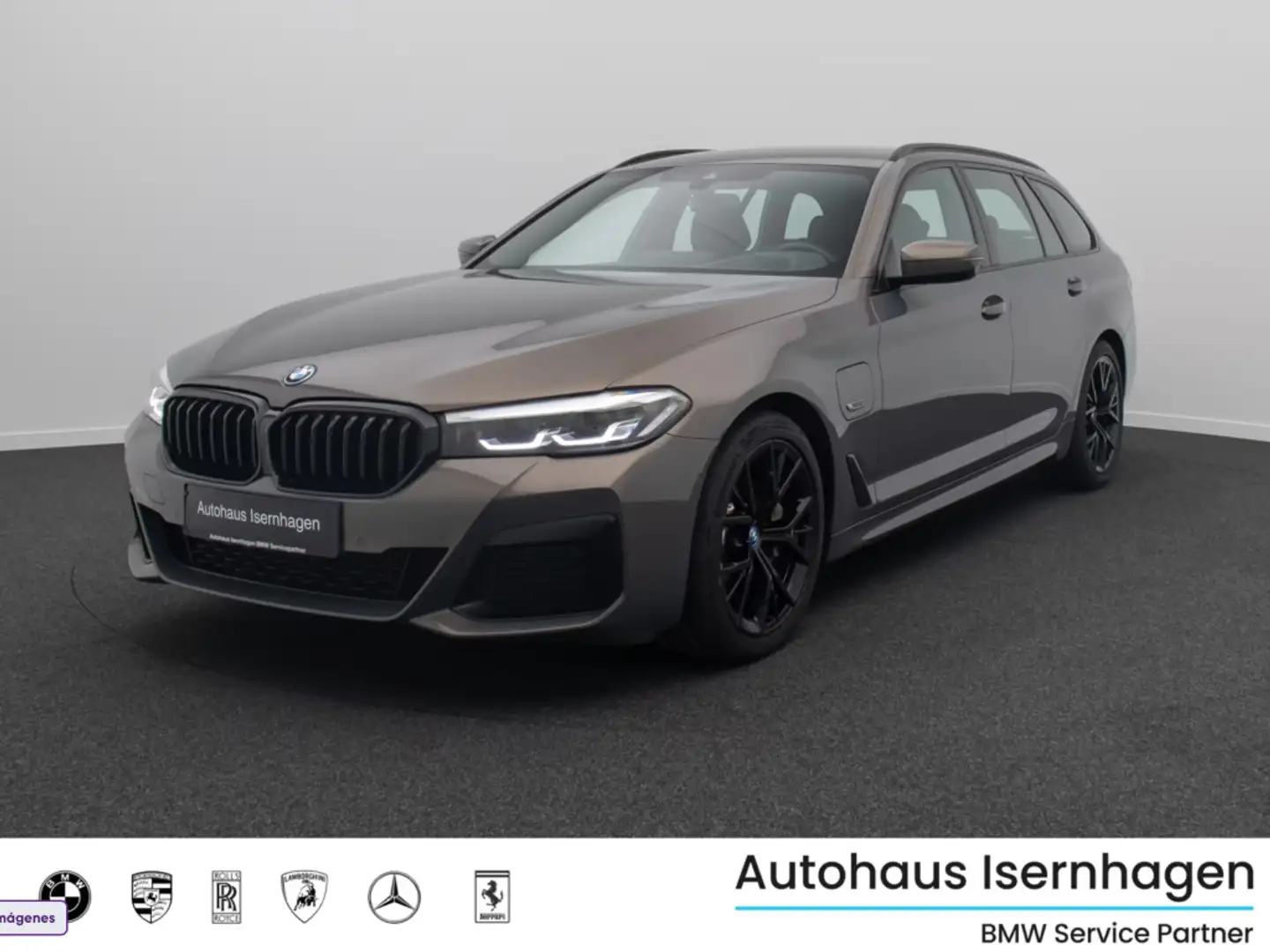 BMW 530 530e Touring xDrive M Sport Gris - 1