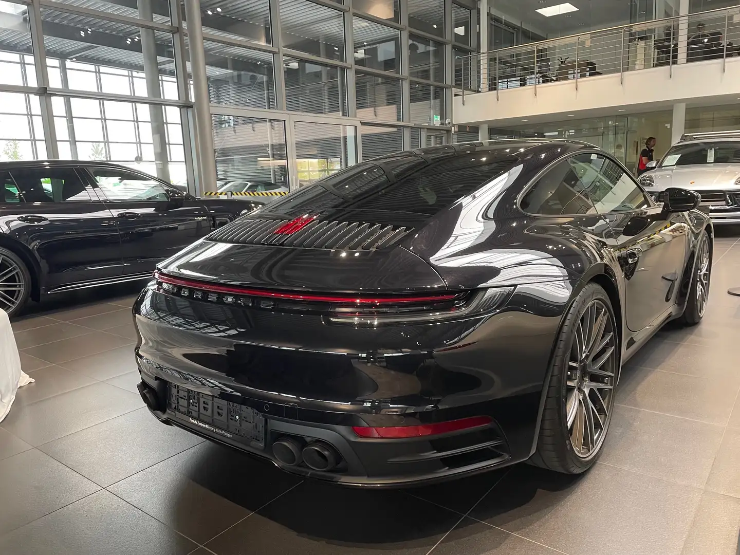 Porsche 911 911 Carrera 4S 331 kW / 450 Hp Noir - 2