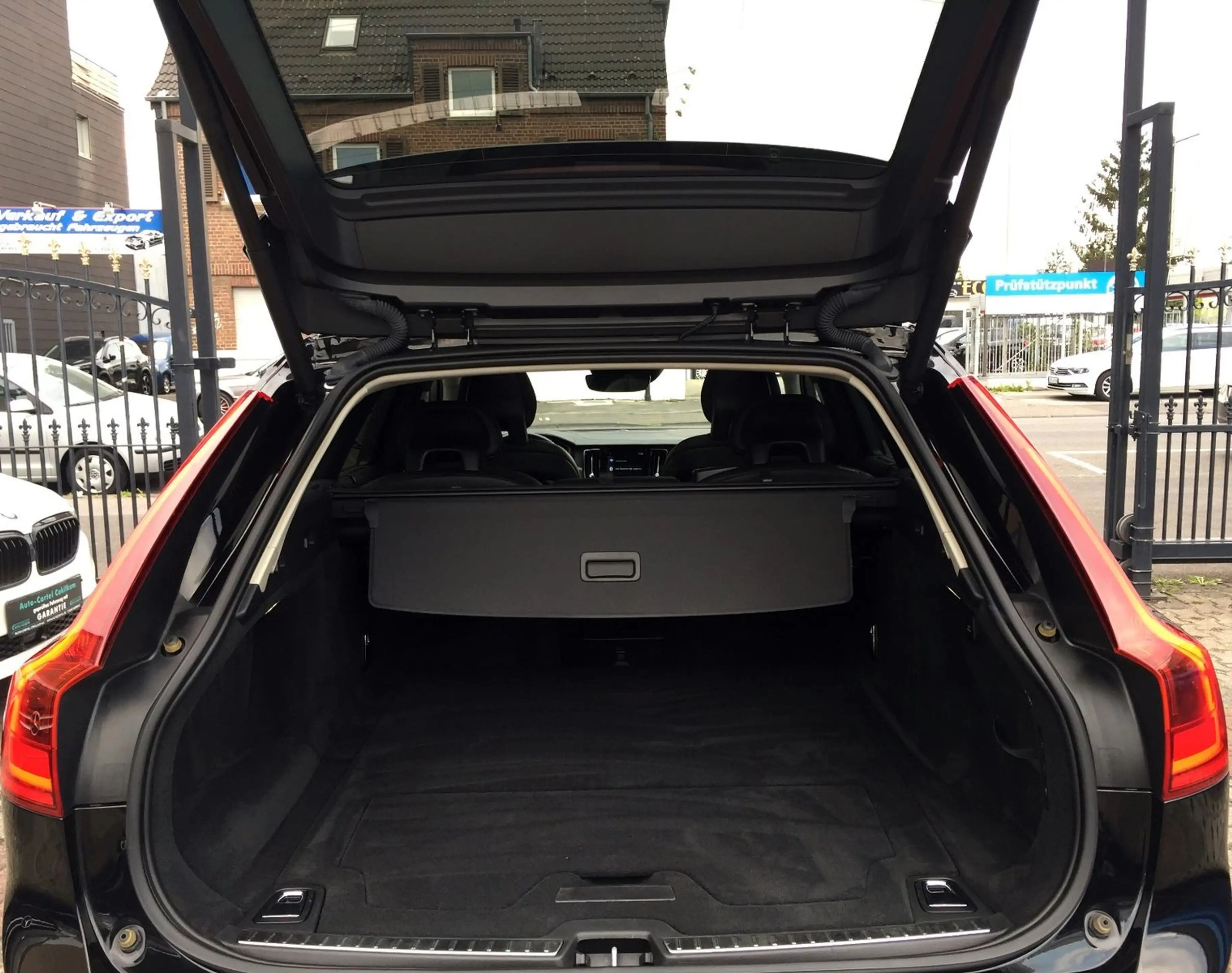 Volvo V90 Cross Country -PANORAMADACH-NUR.EXPORT — photo 9