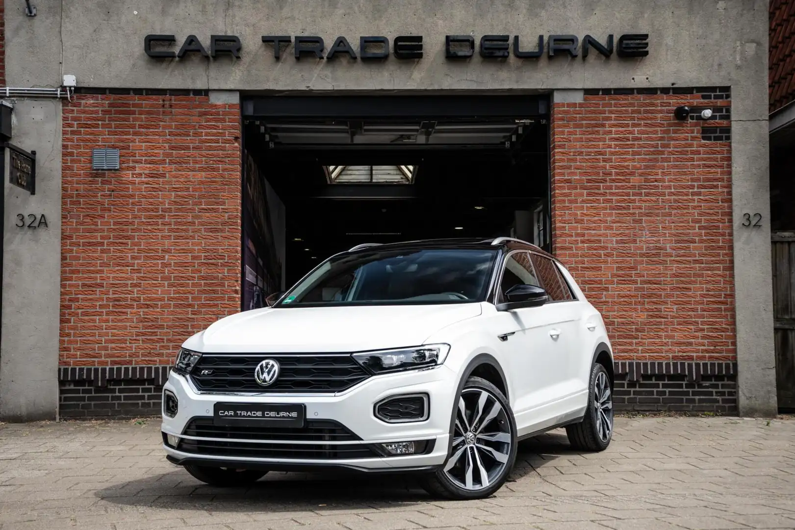 Volkswagen T-Roc 2.0 TSI 4Motion R-Line Pano / Beats / Camera Blanc - 1