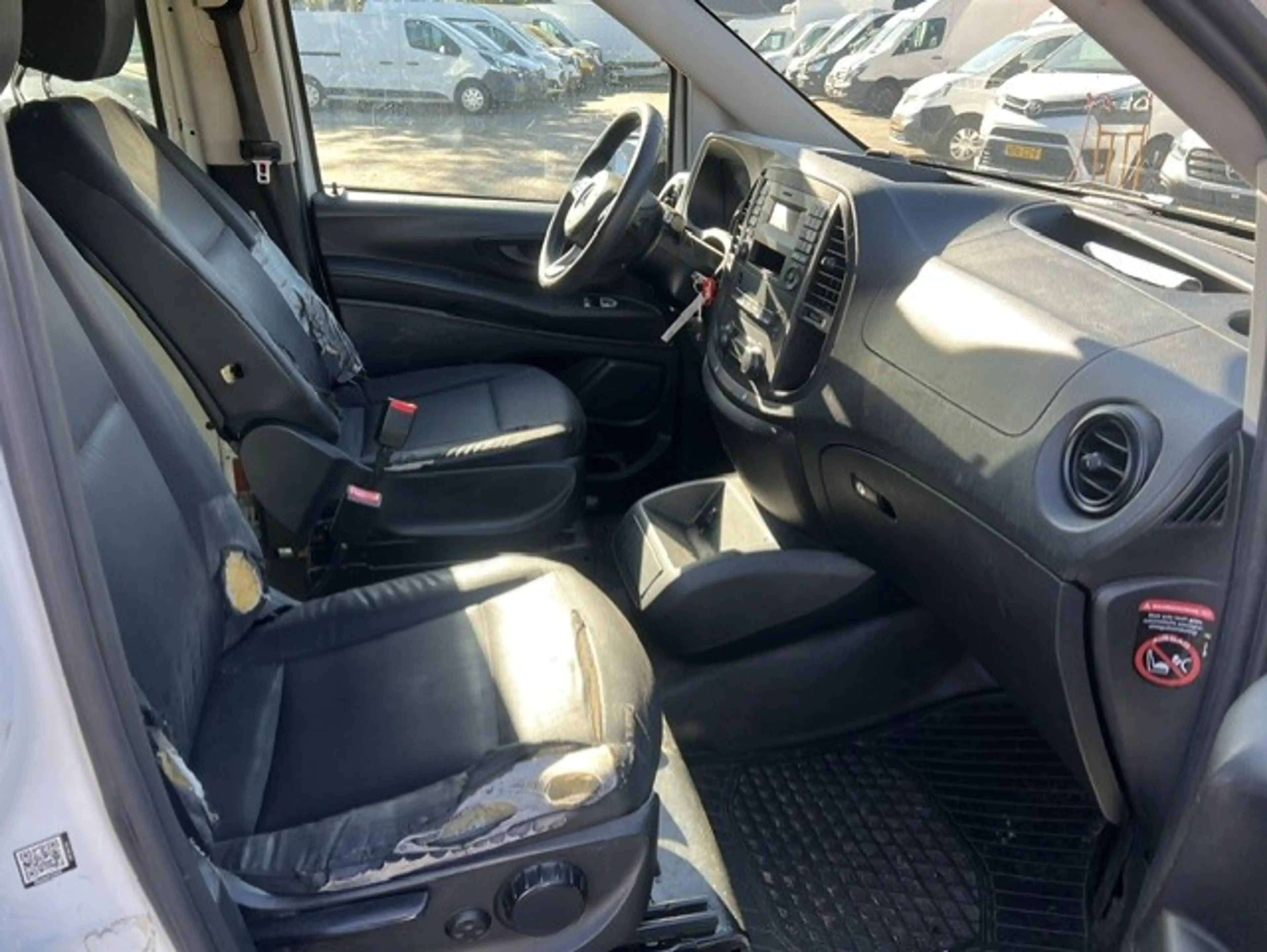 Mercedes-Benz Vito Tourer 116 CDI 120kw autom. Klima PKW BRIEF 8P EUR — photo 6