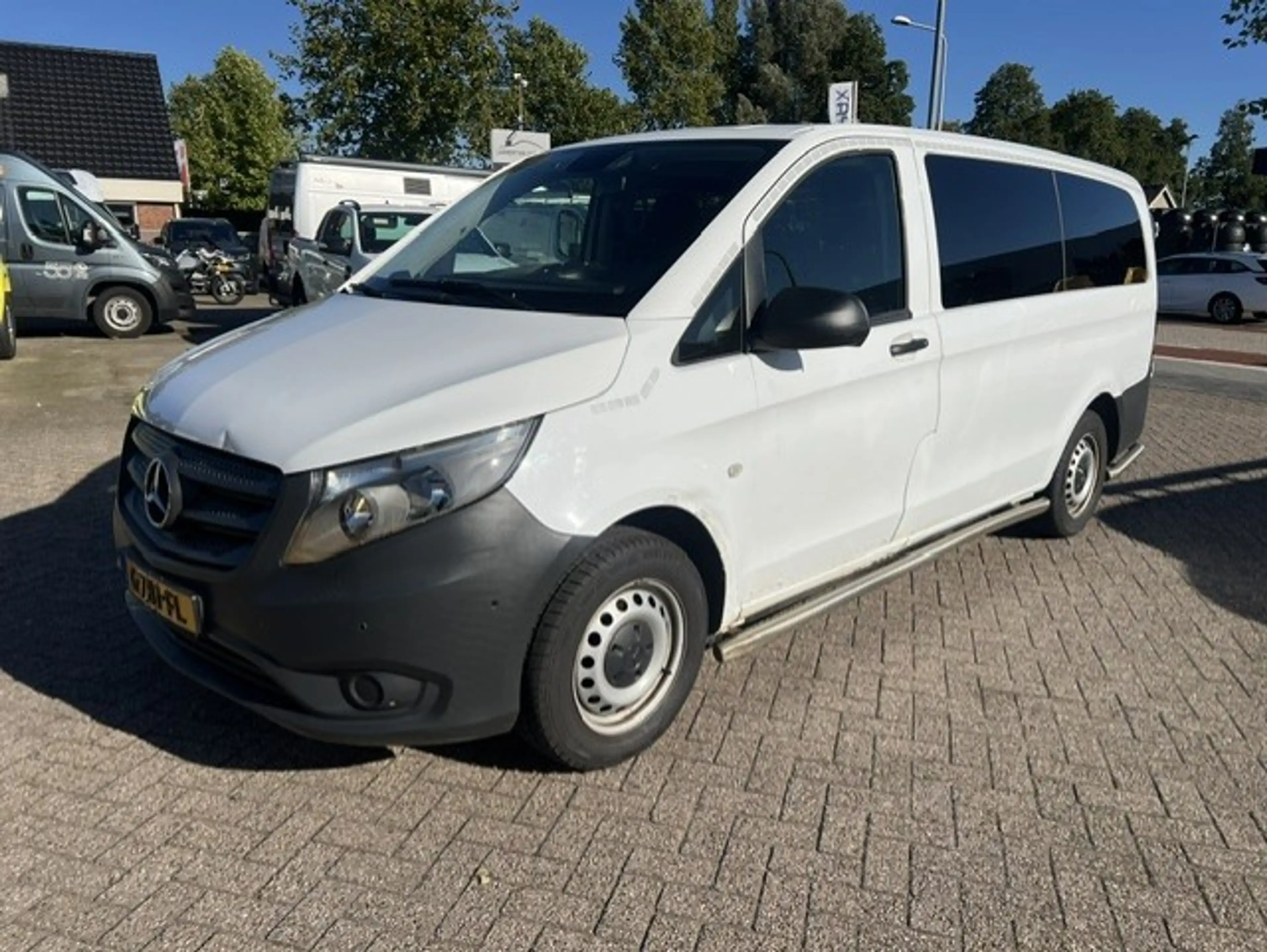 Mercedes-Benz Vito Tourer 116 CDI 120kw autom. Klima PKW BRIEF 8P EUR