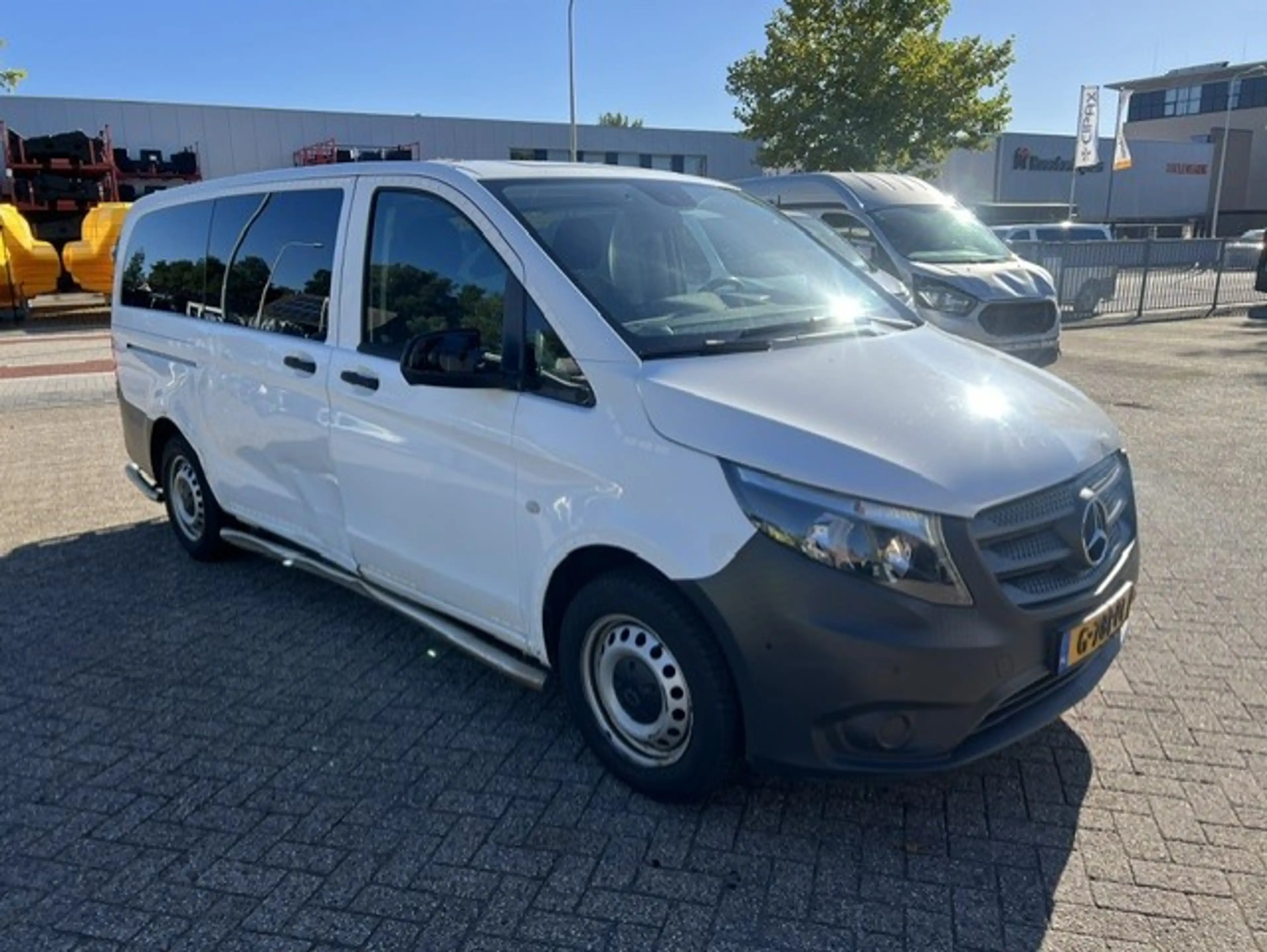 Mercedes-Benz Vito Tourer 116 CDI 120kw autom. Klima PKW BRIEF 8P EUR — photo 5
