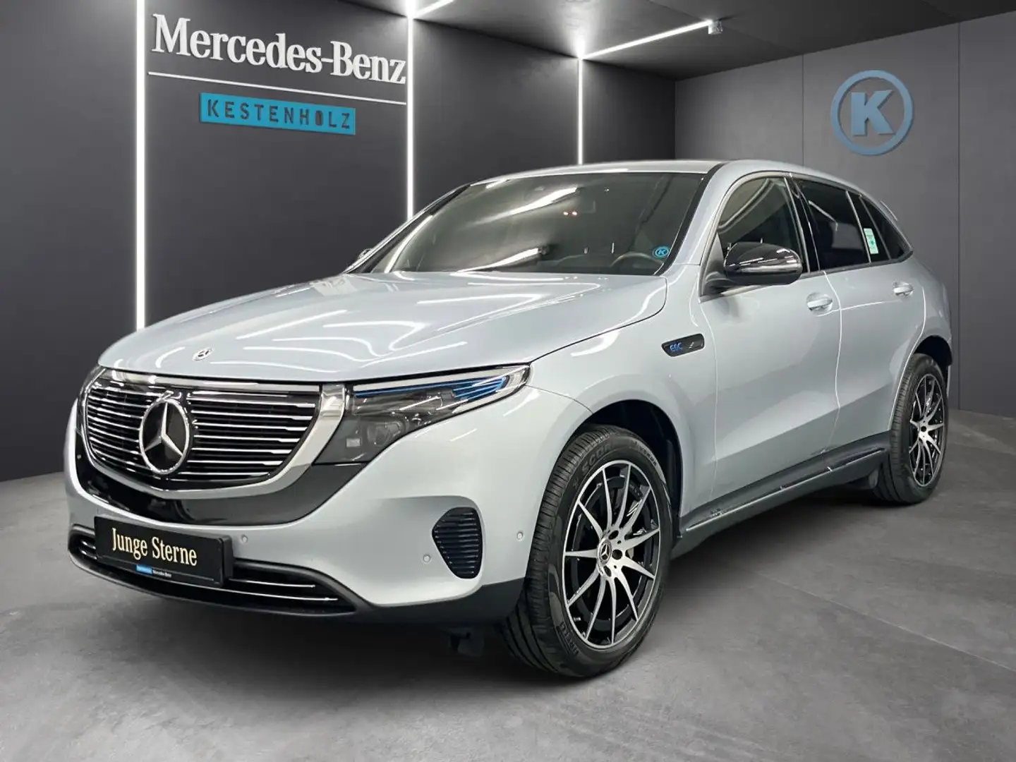 Mercedes-Benz EQC 400 4Matic EASY-PACK+PARKTRONIC+DISTRONIC Silber - 2