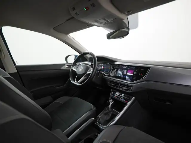 Volkswagen Taigo view 2