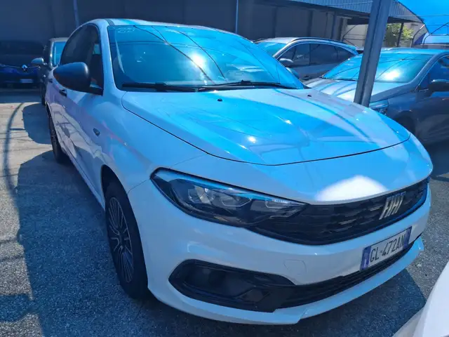Fiat Tipo view 4